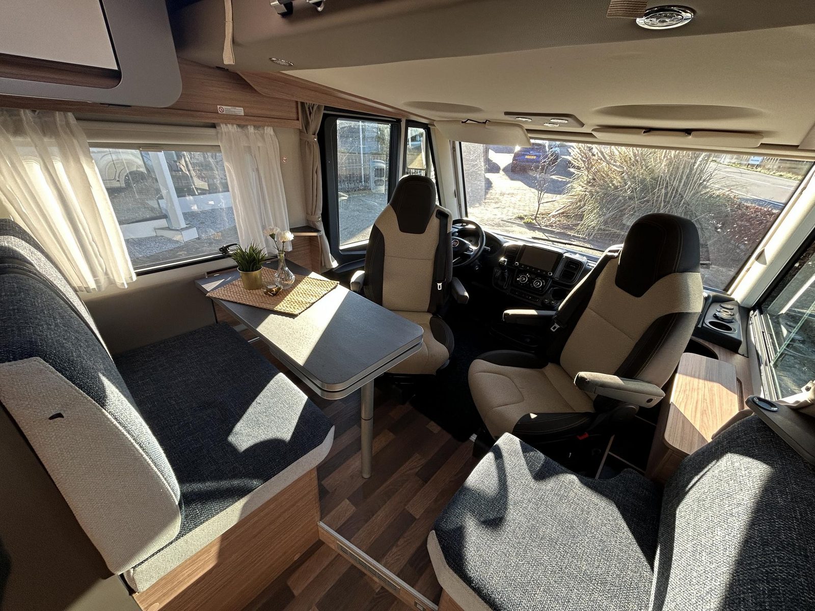 RIH740 -  Weinsberg Cara Core 700 MEG