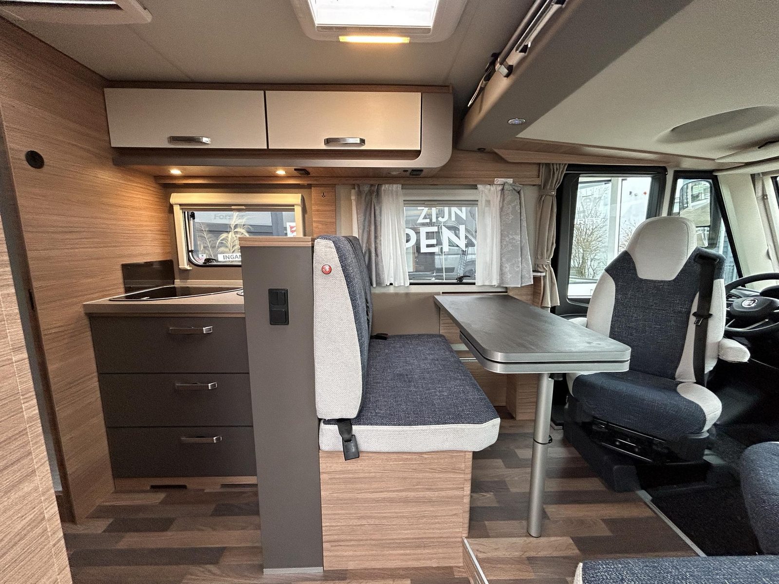 RIH618 - Weinsberg Cara Core 700 MEG