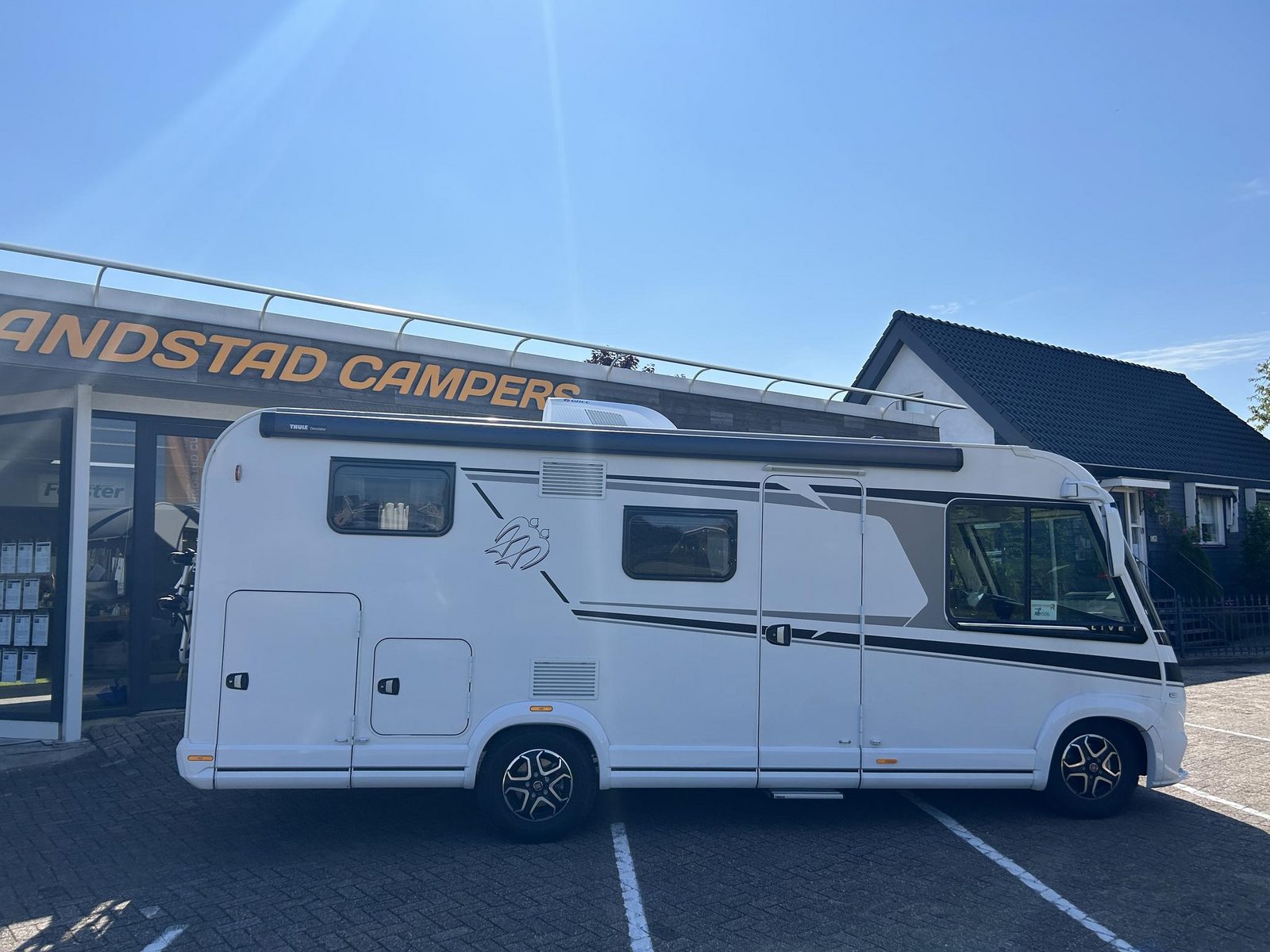 RIH506 - Knaus Live I 650 MEG