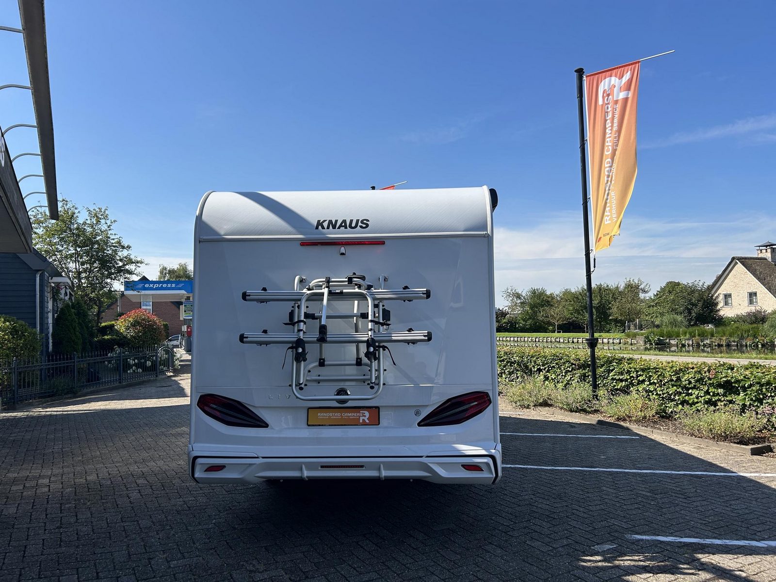 RIH506 - Knaus Live I 650 MEG
