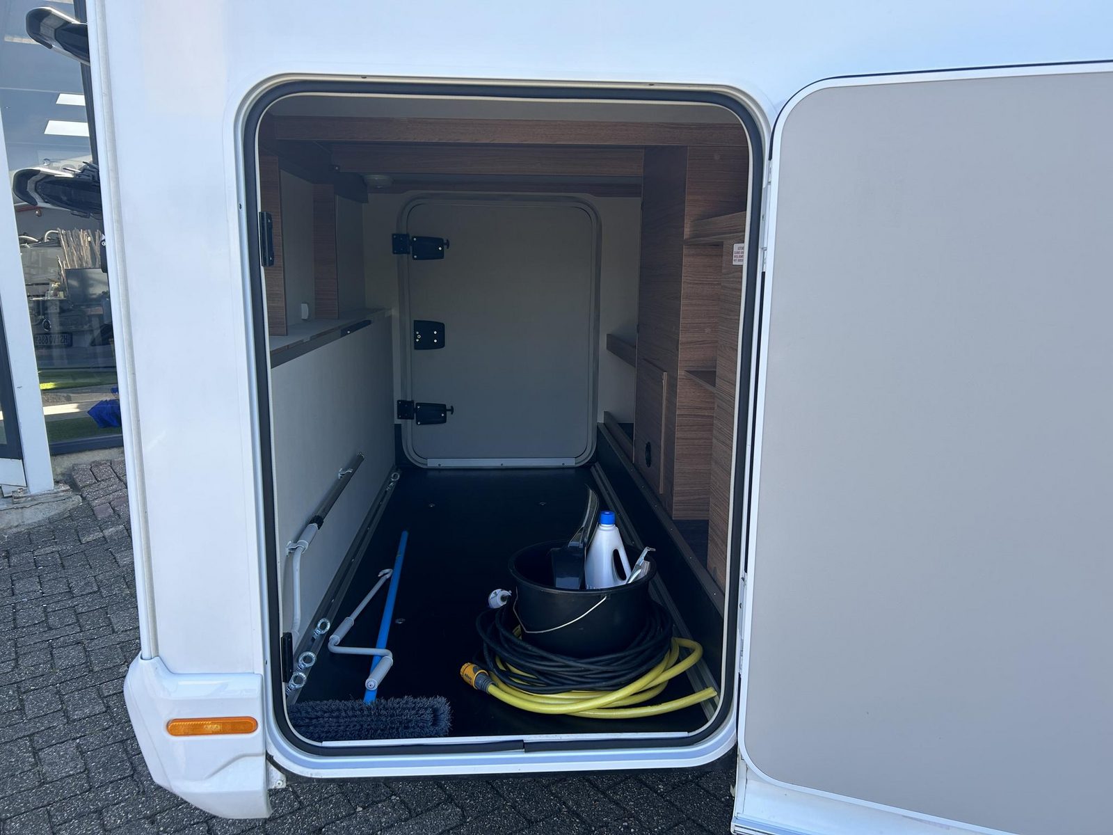 RIH506 - Knaus Live I 650 MEG