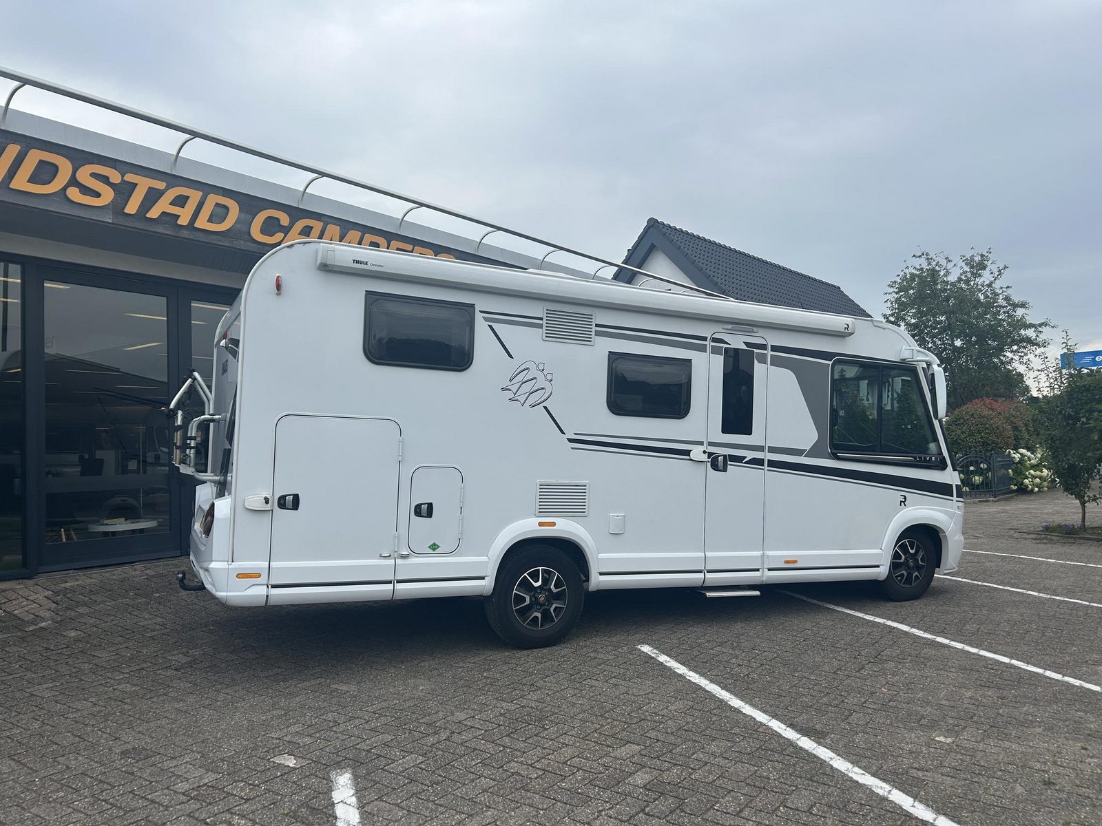 RIH346 - Knaus Live I 650 MEG