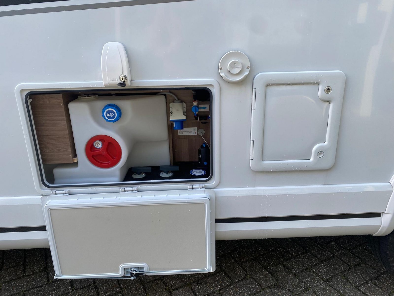 RIH346 - Knaus Live I 650 MEG