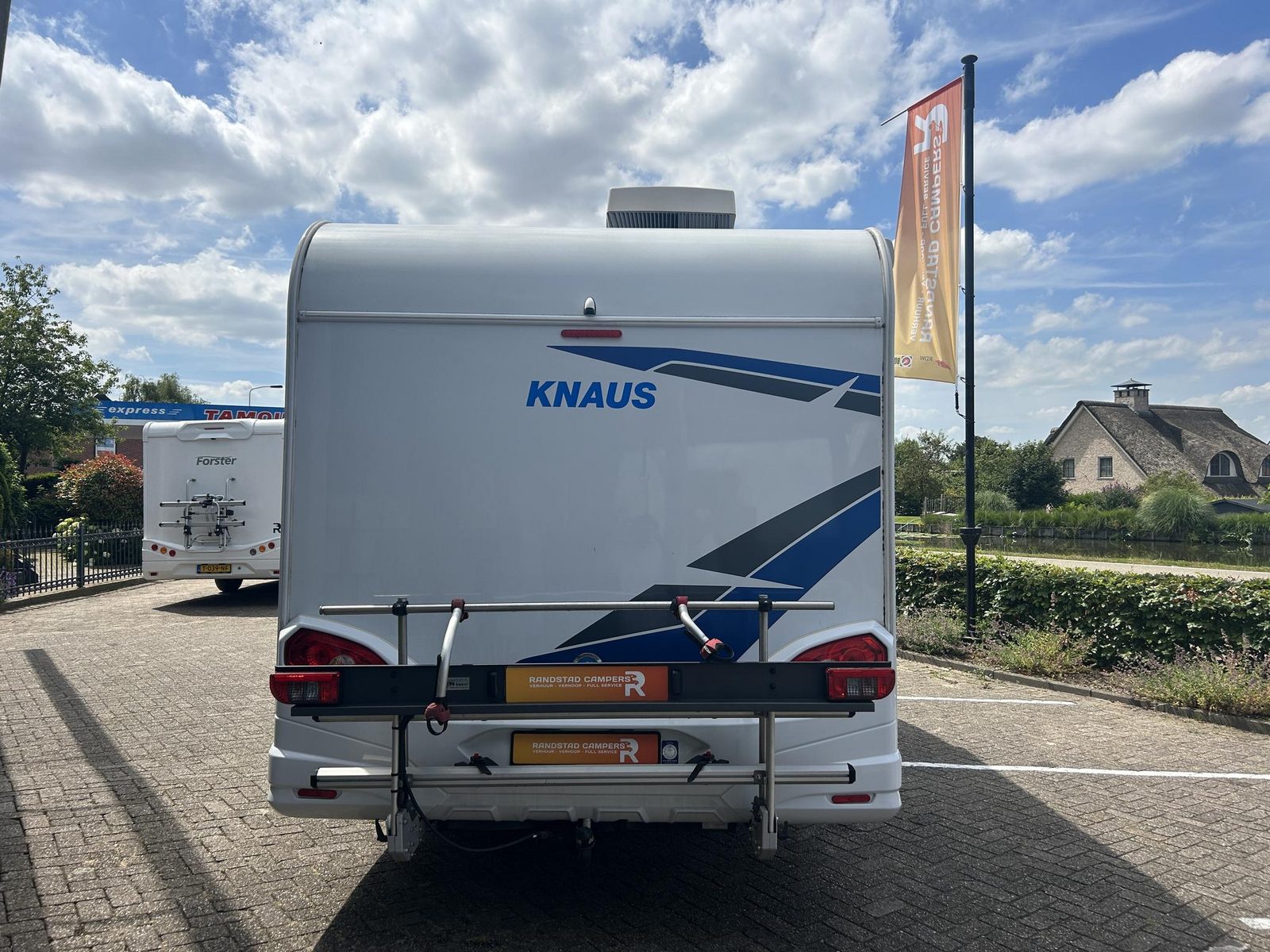 RF92 - Knaus Live TI 650 MF