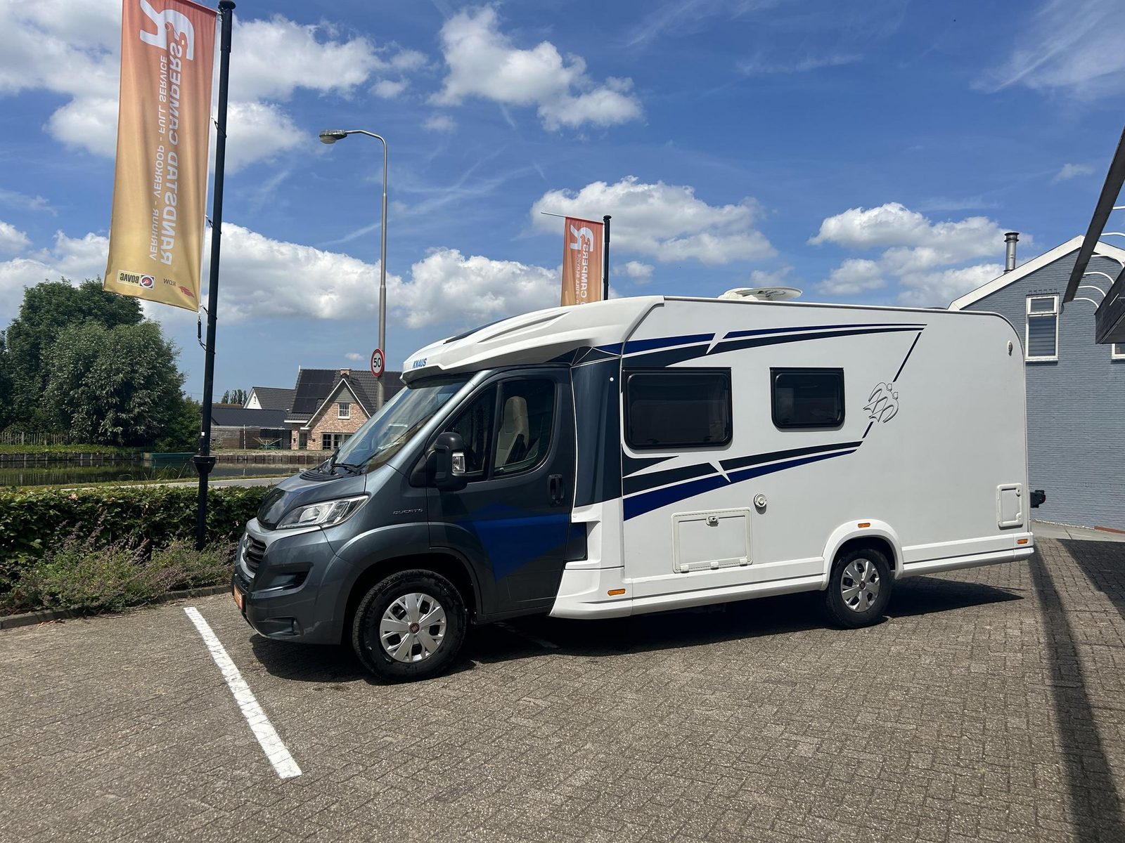 RF92 - Knaus Live TI 650 MF