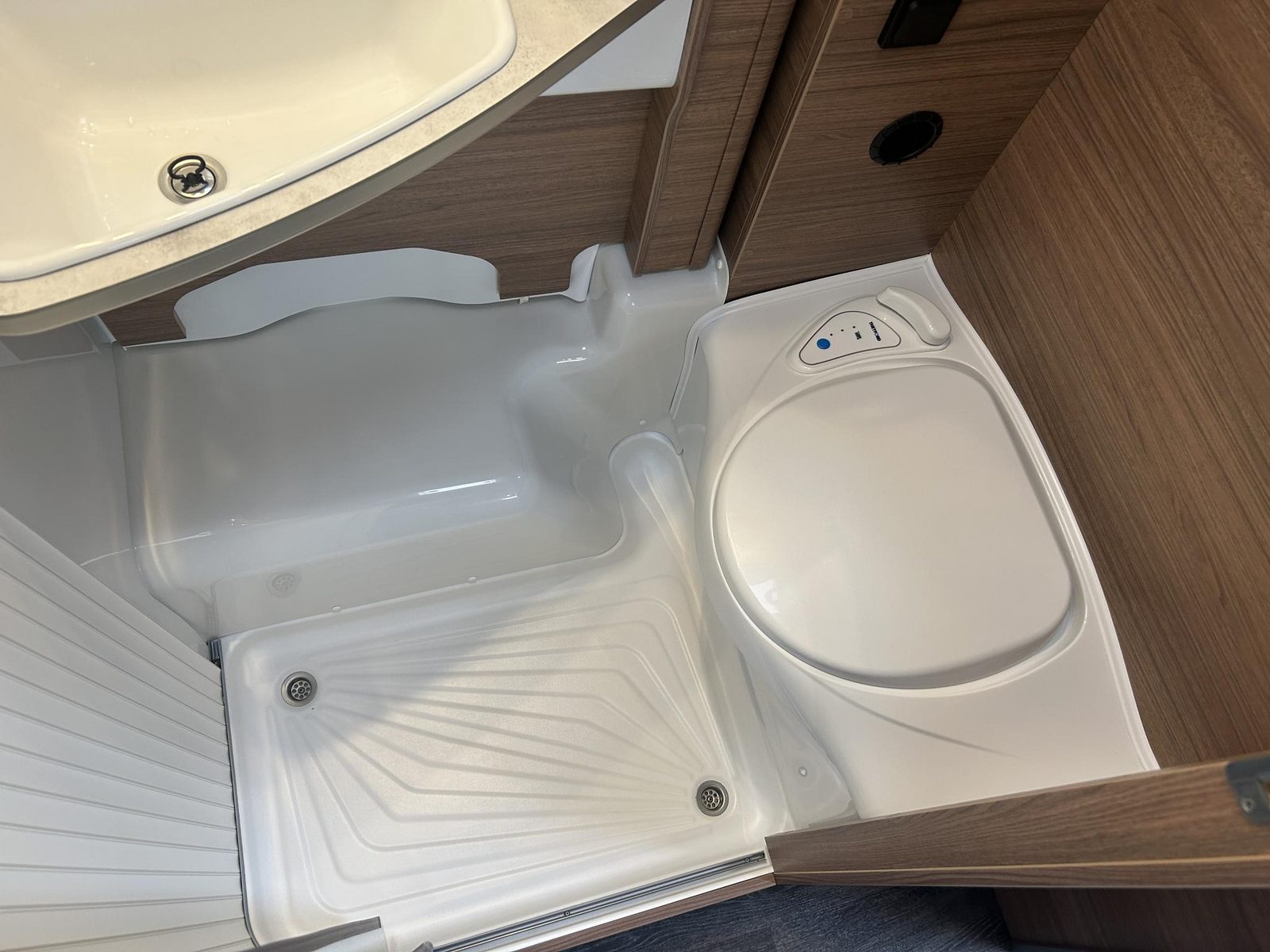 REL150 - Knaus Live TI 650 MEG