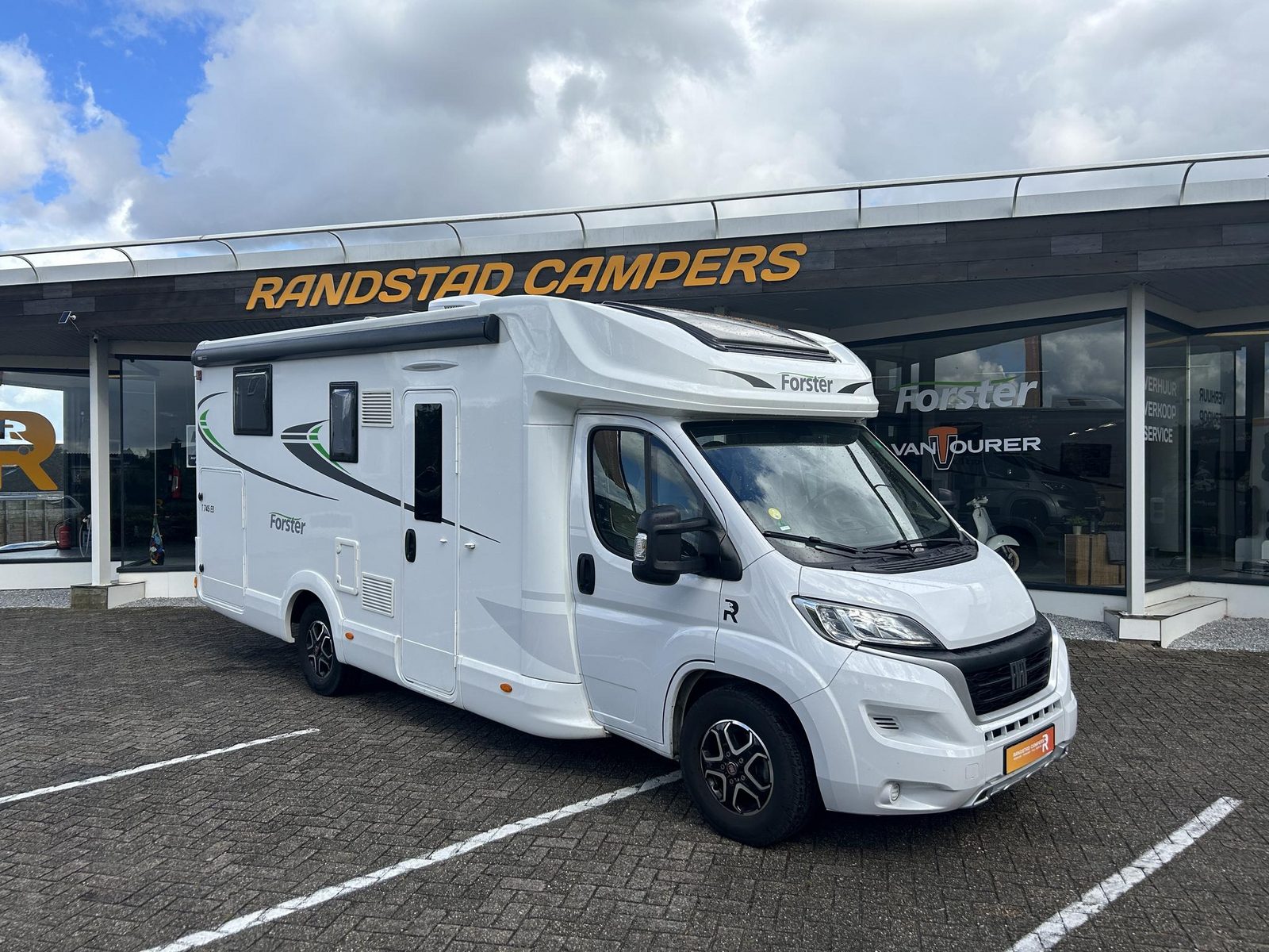 REH83 - Forster T745EB