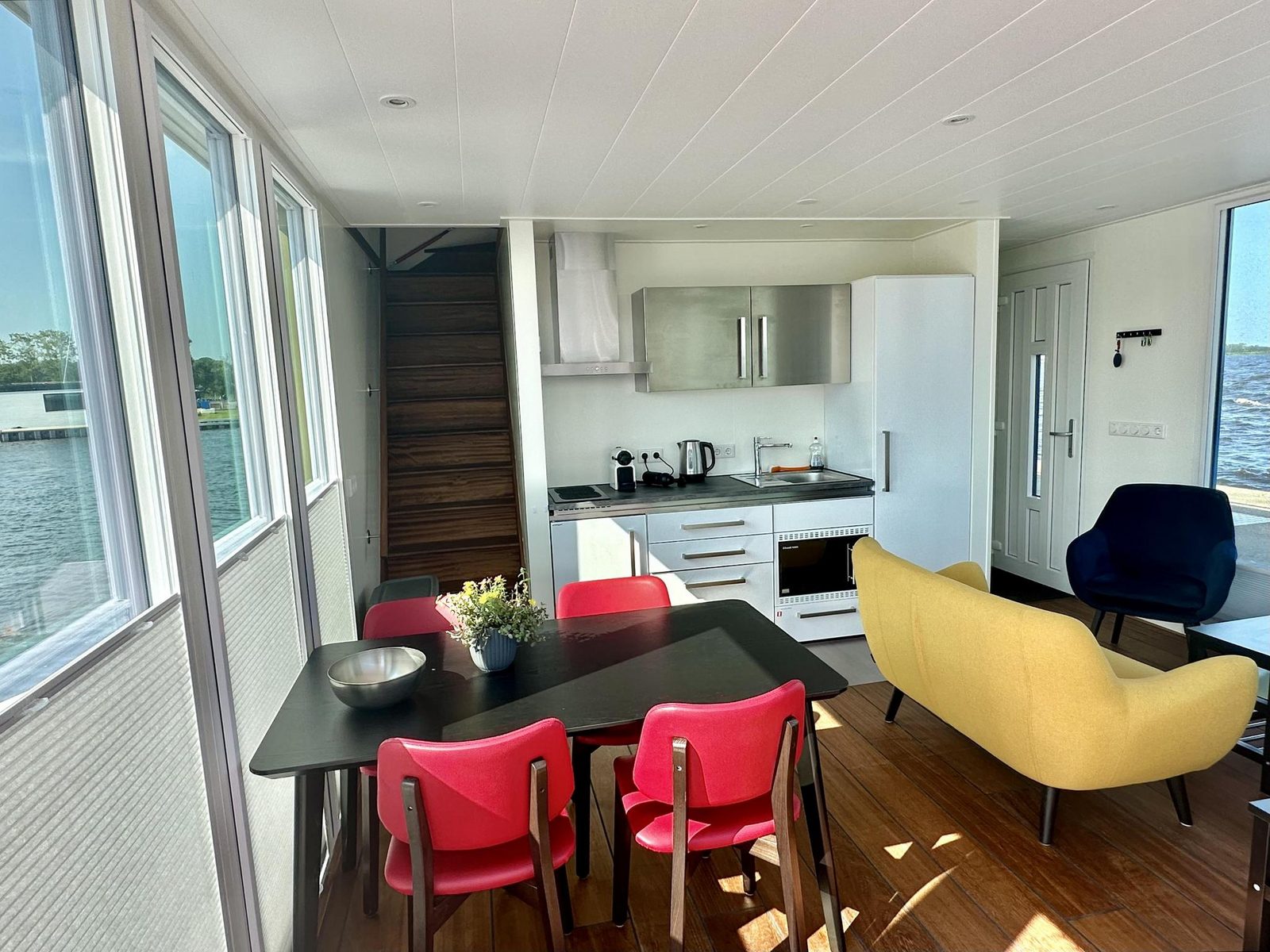 Houseboat Robbedoes