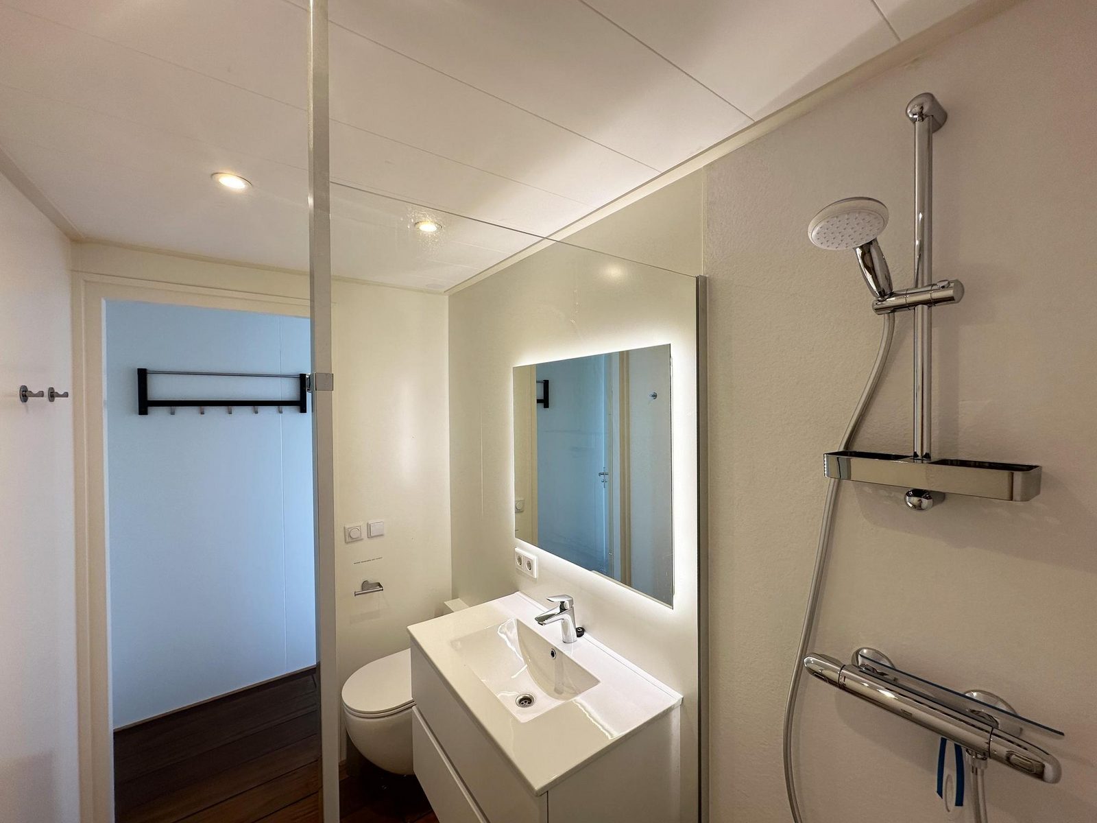 Houseboat Robbedoes
