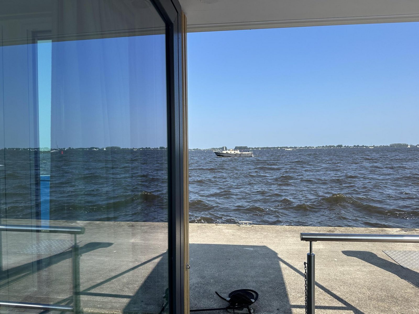 Houseboat Robbedoes
