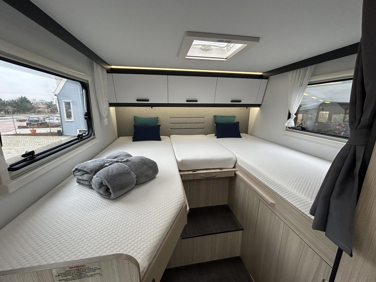 REH851 - Sun Living S70SL