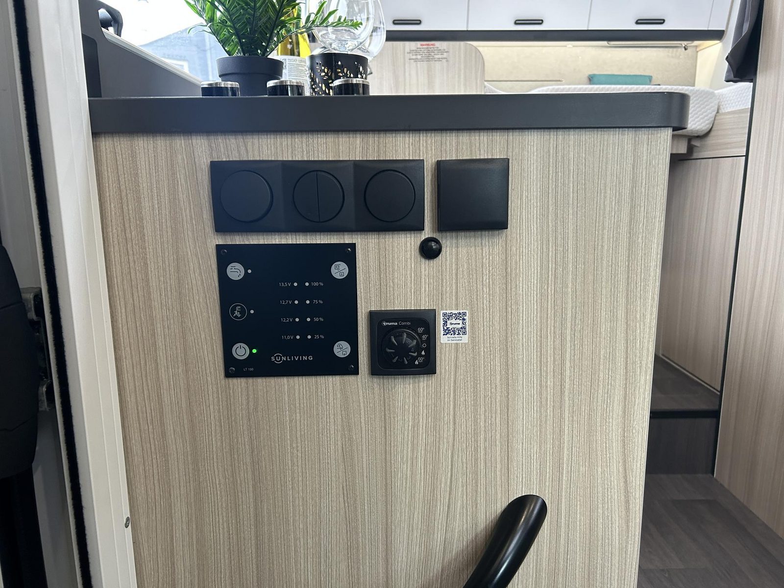 REH851 - Sun Living S70SL