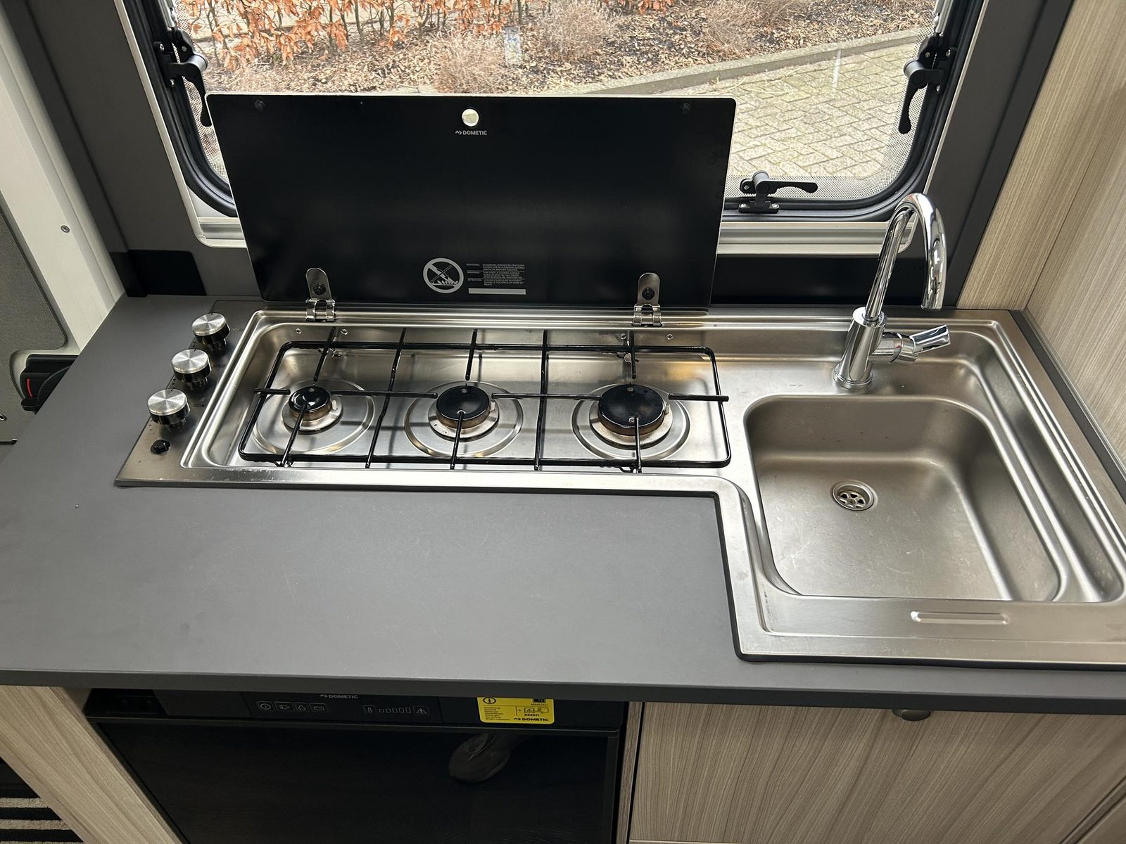 REH851 - Sun Living S70SL