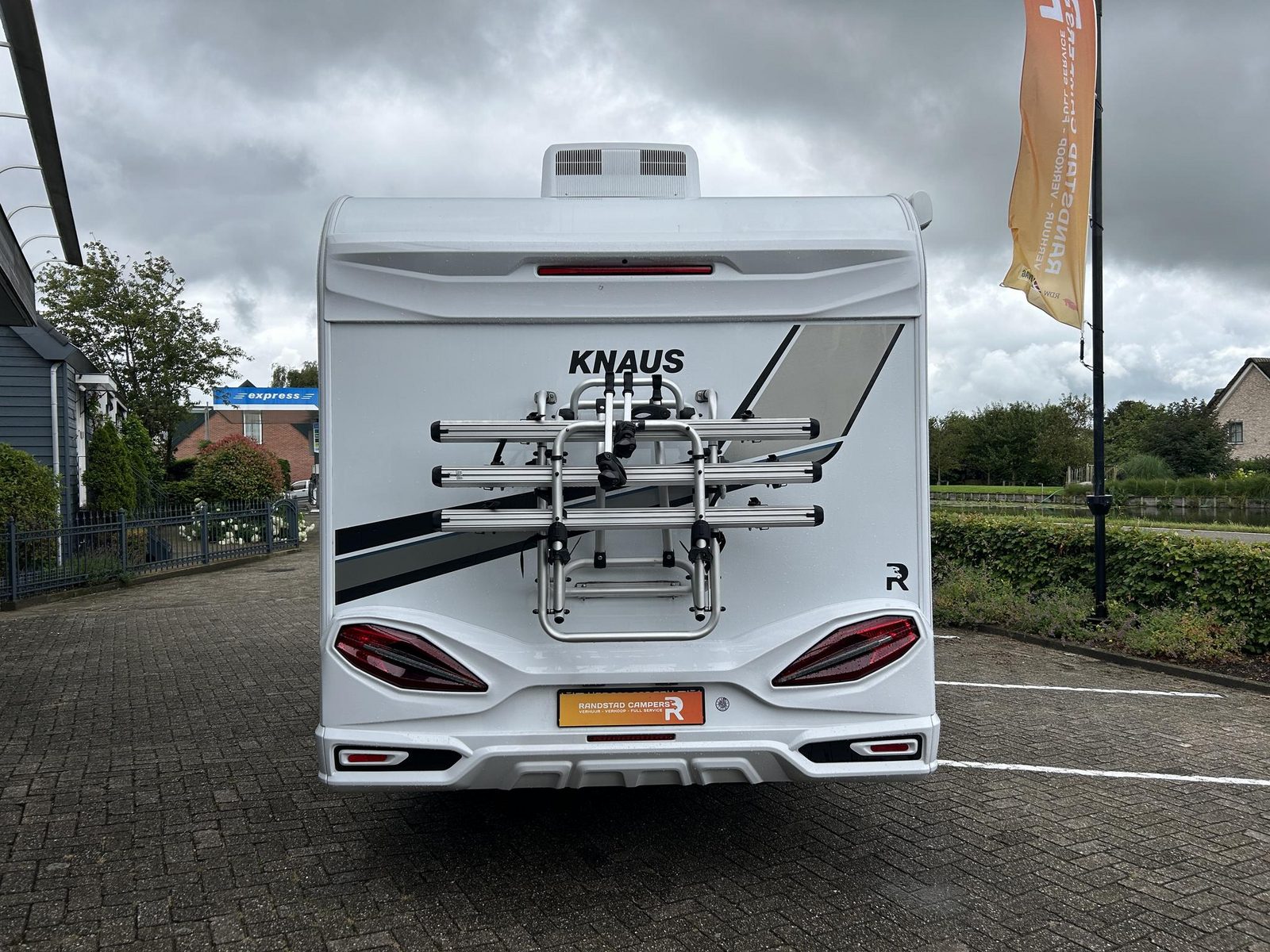REH280 -  Knaus Sky Wave 650 MEG