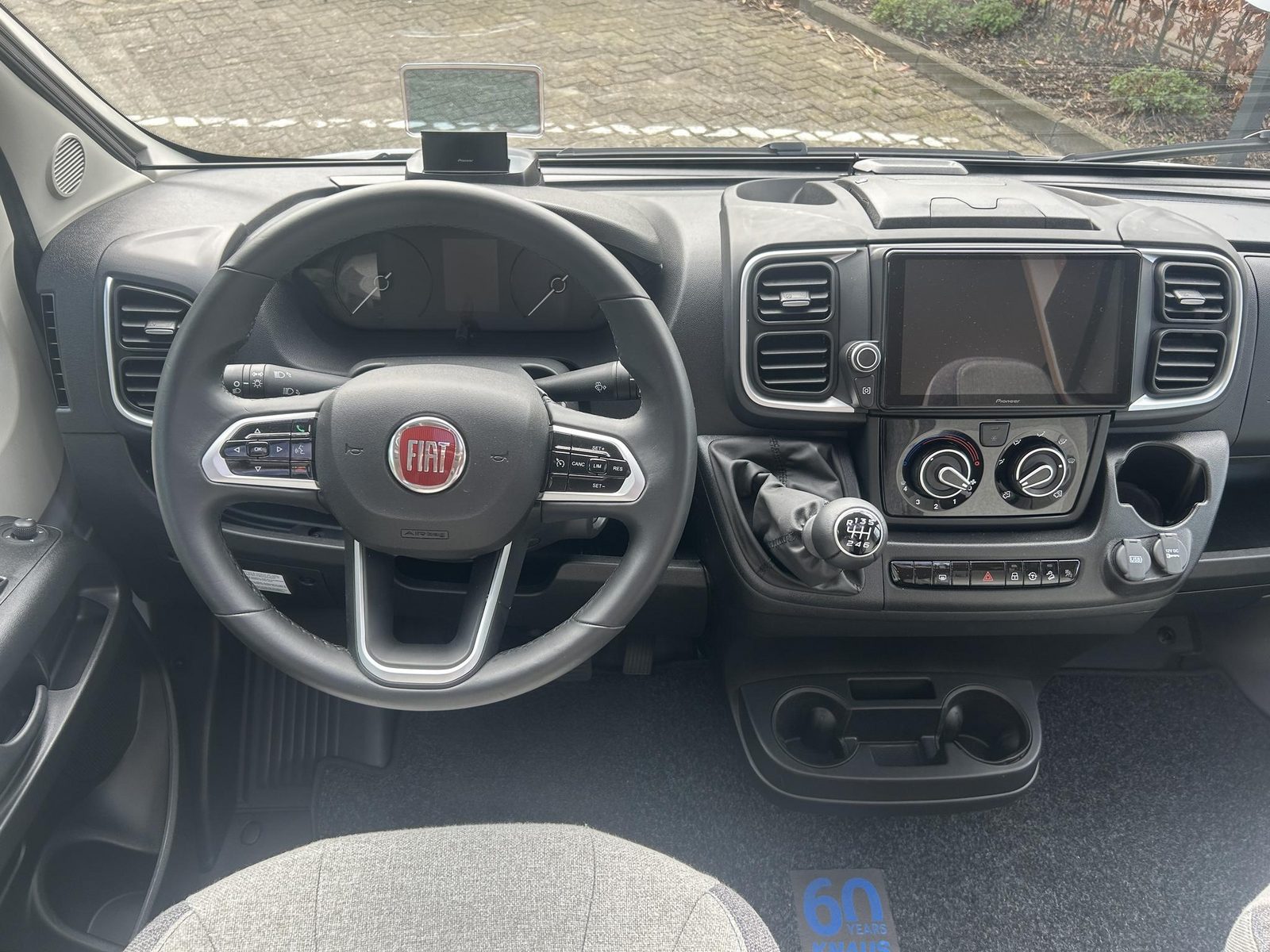 REH280 -  Knaus Sky Wave 650 MEG