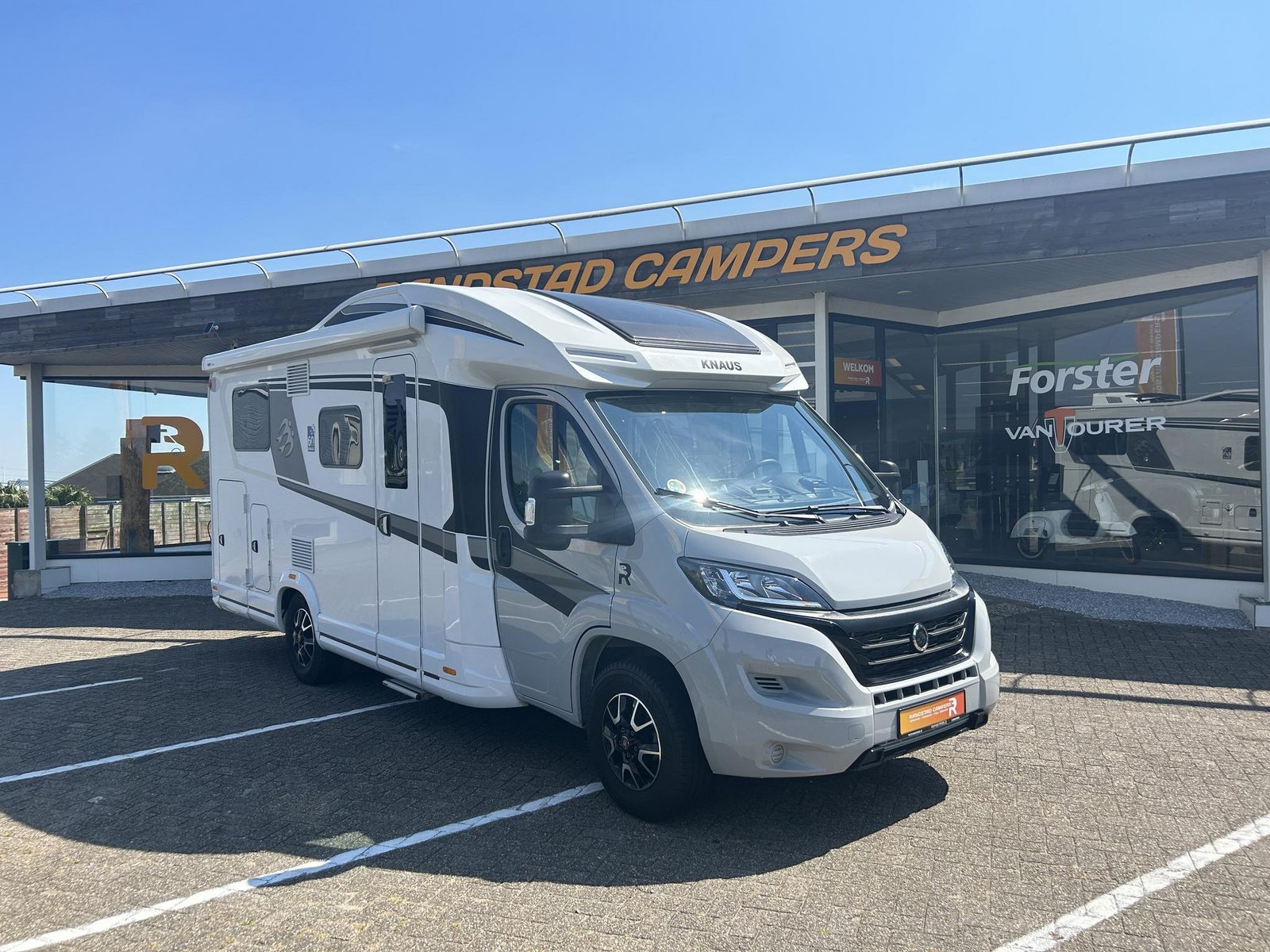 REH380 -  Knaus Sky Wave 650 MEG