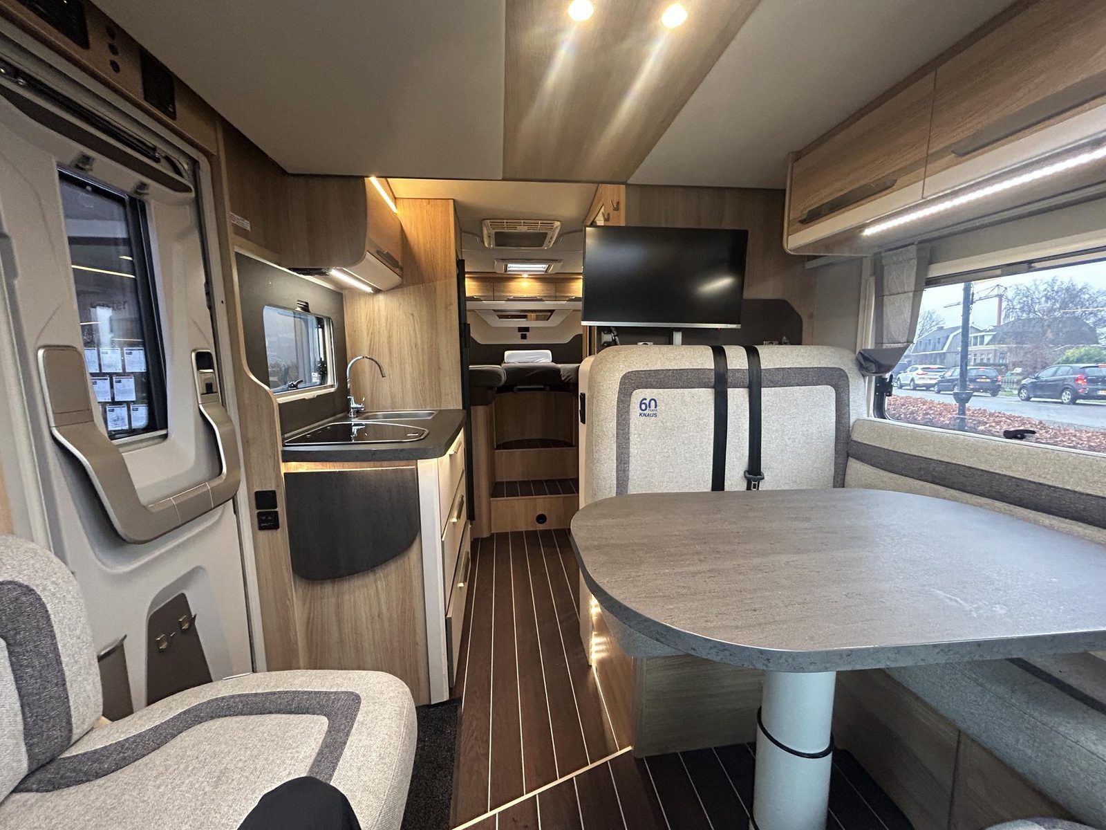 REH252 Sky Wave 650 MEG