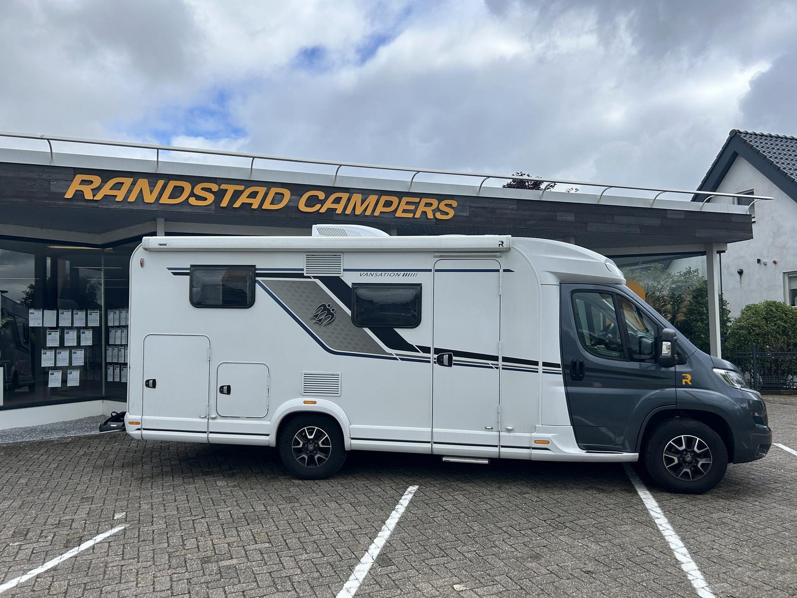 RCE312 - Knaus Van TI  650 MEG