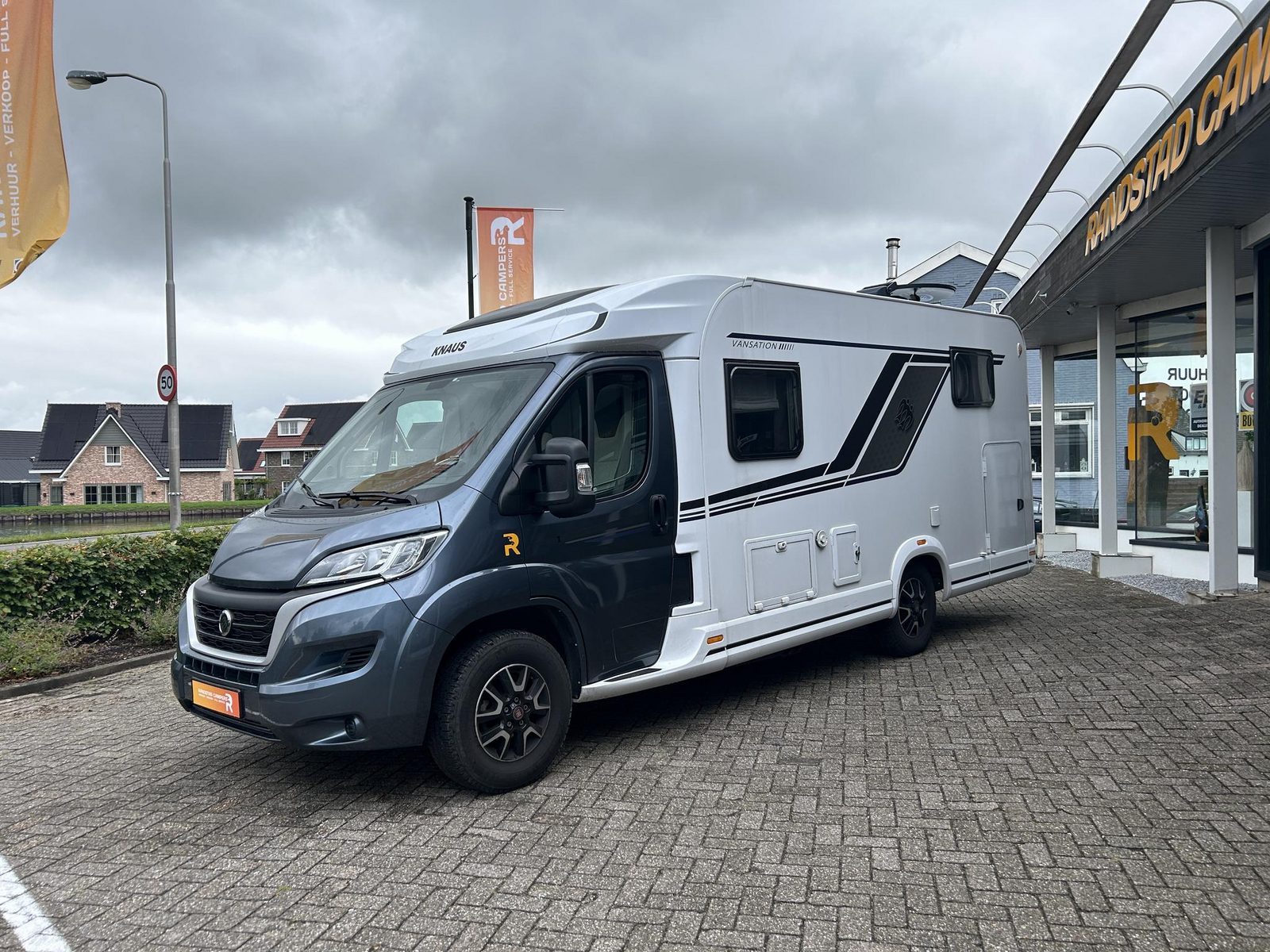 RCE312 - Knaus Van TI  650 MEG