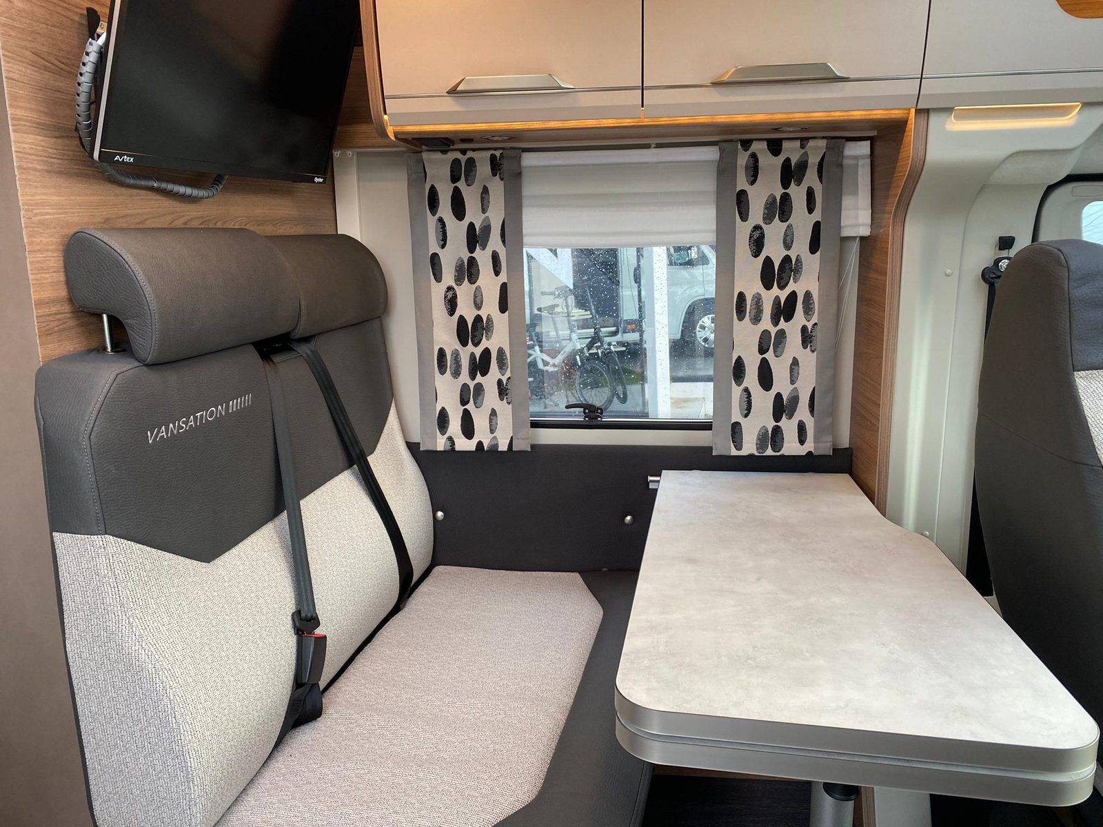 RCE312 - Knaus Van TI  650 MEG