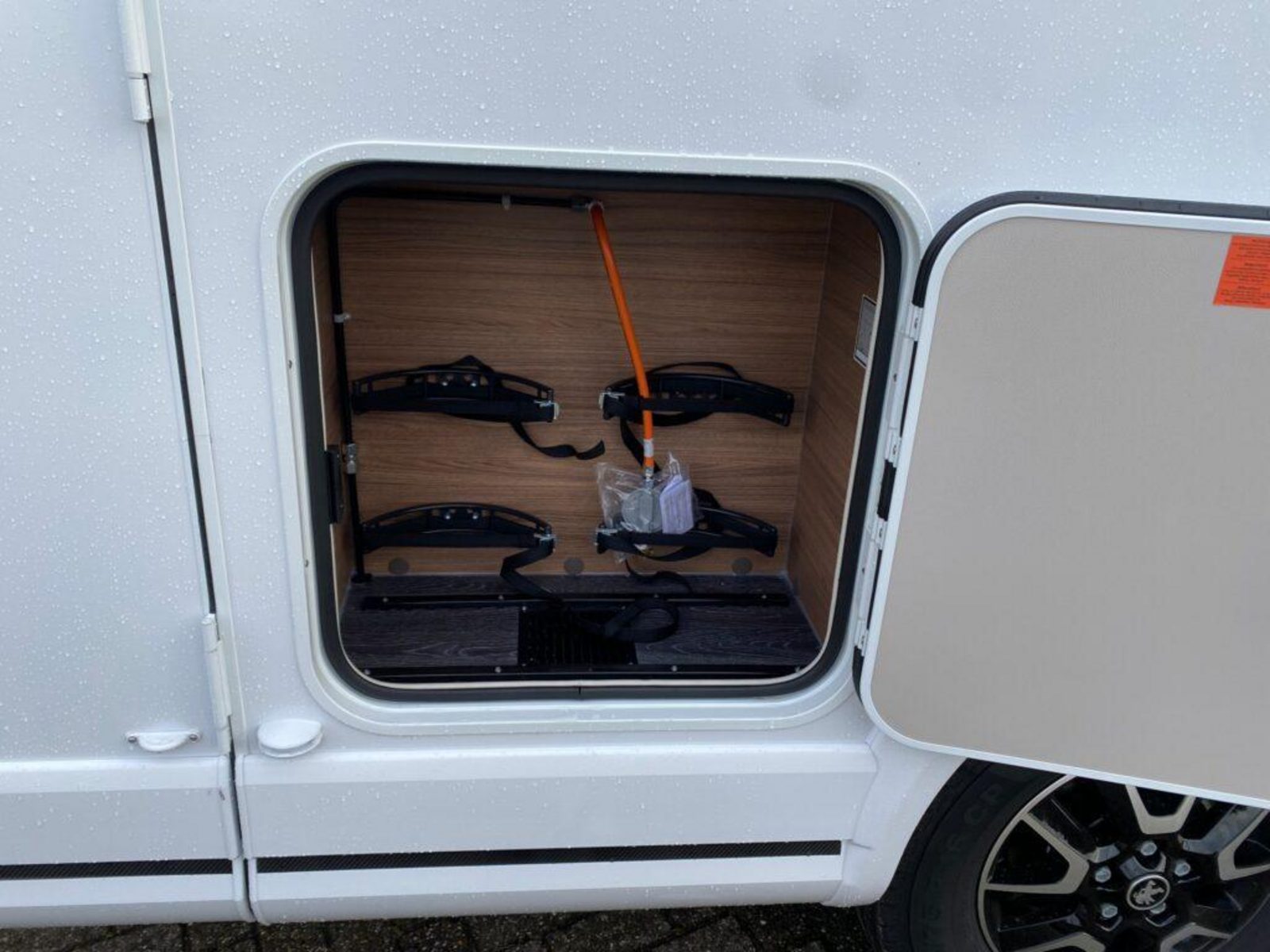RCE574 - Knaus Van TI 650 MEG