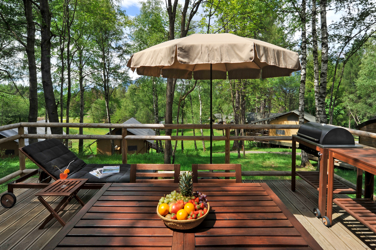 Family Wood-Lodge