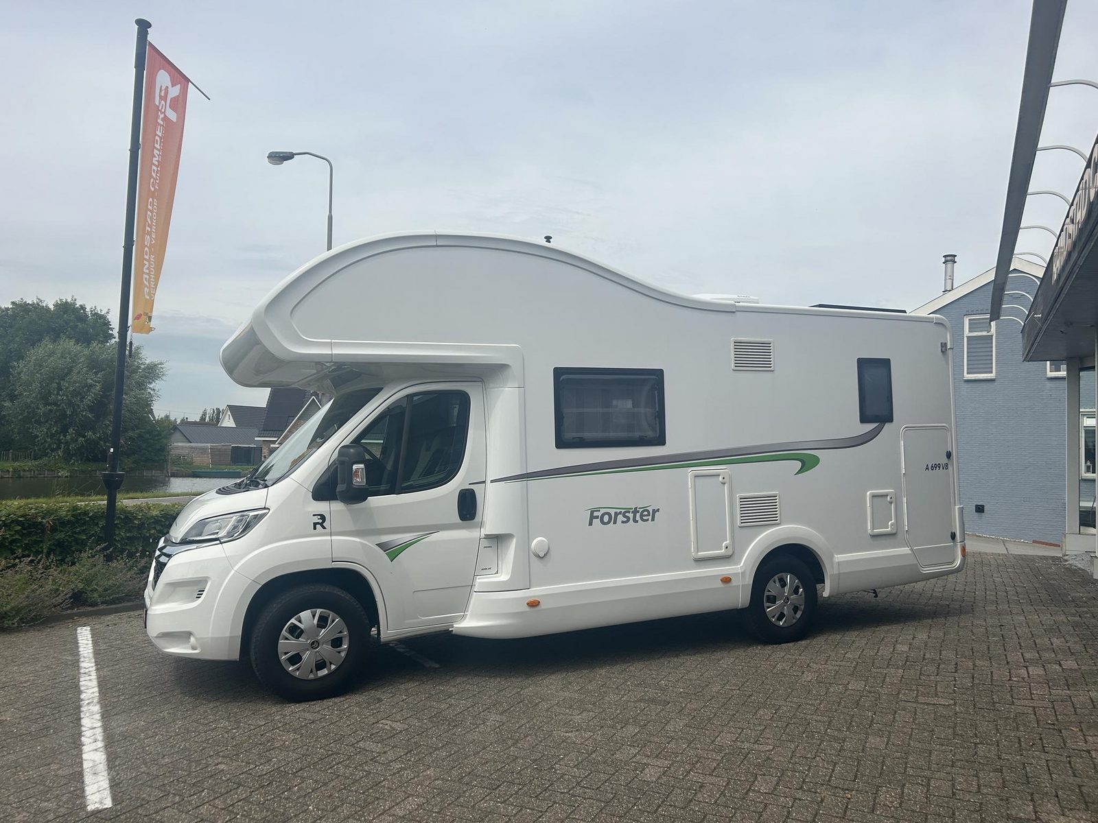 RA93 - Forster A699VB
