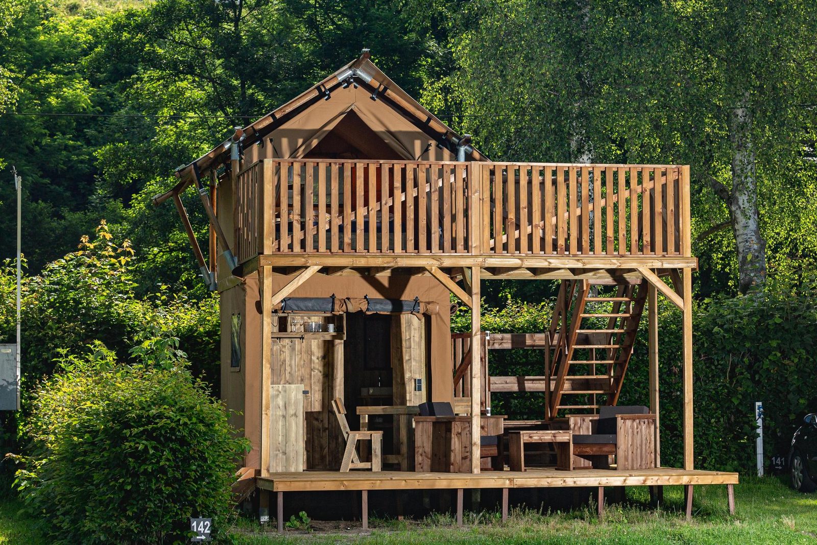 Elevated Tent Lodge 