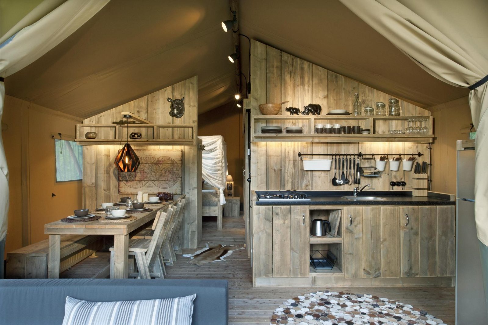 Safari-Lodge Rhino