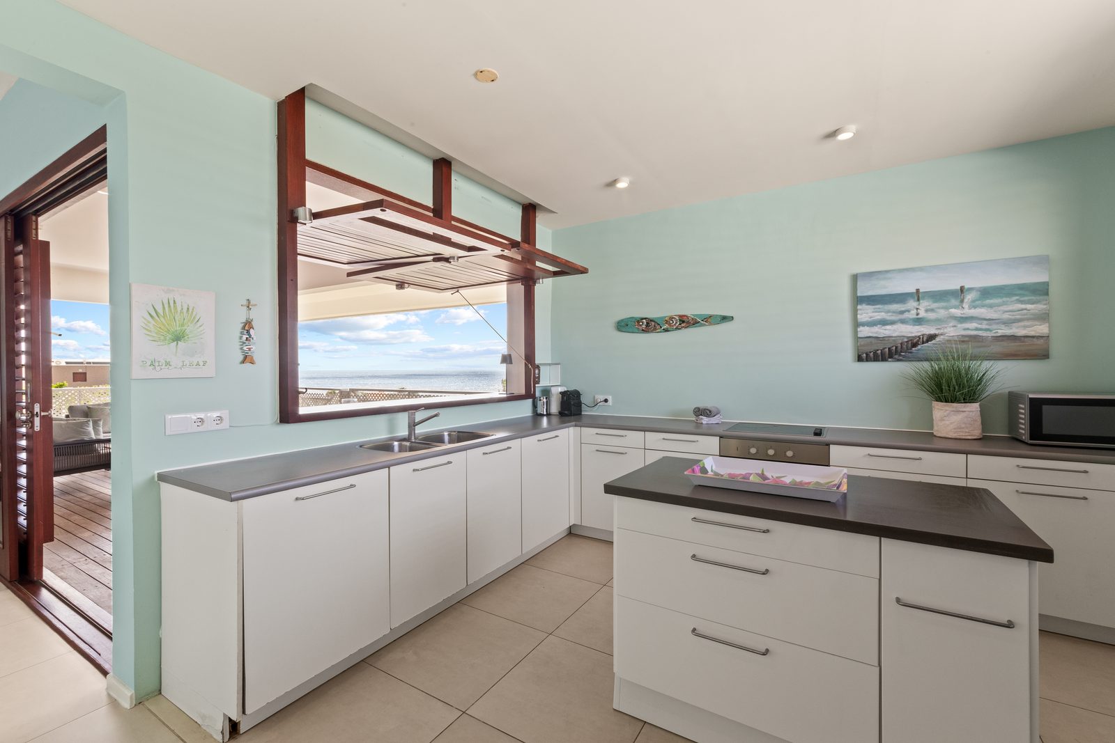 Ocean Breeze 3
