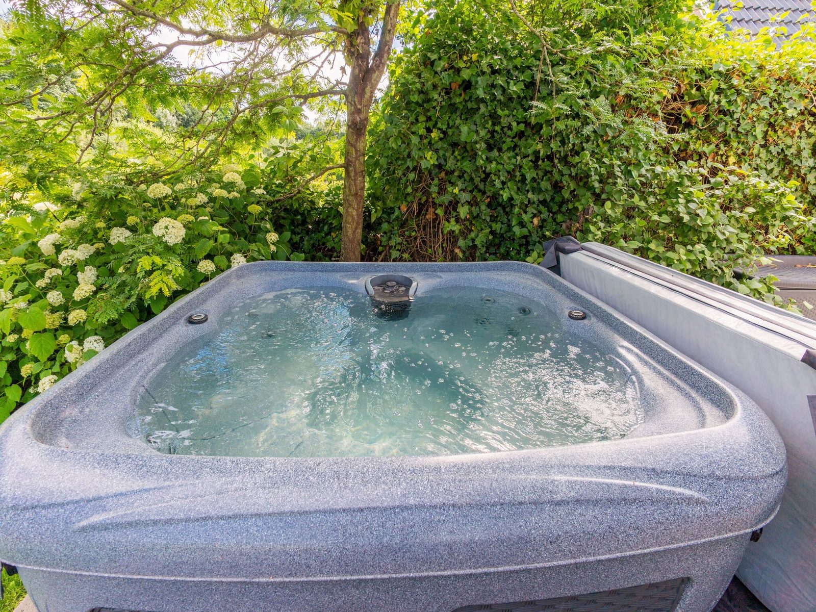 Scandinavisch Nr. 221 | 8 Pers. Jacuzzi