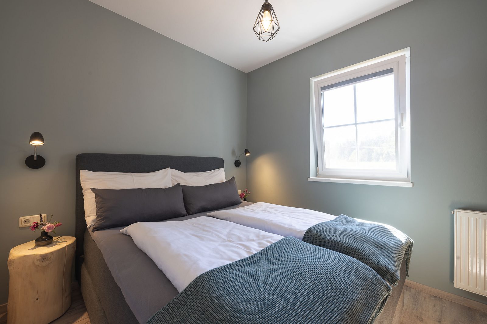 2 kamer appartement met balkon in het hoofdgebouw