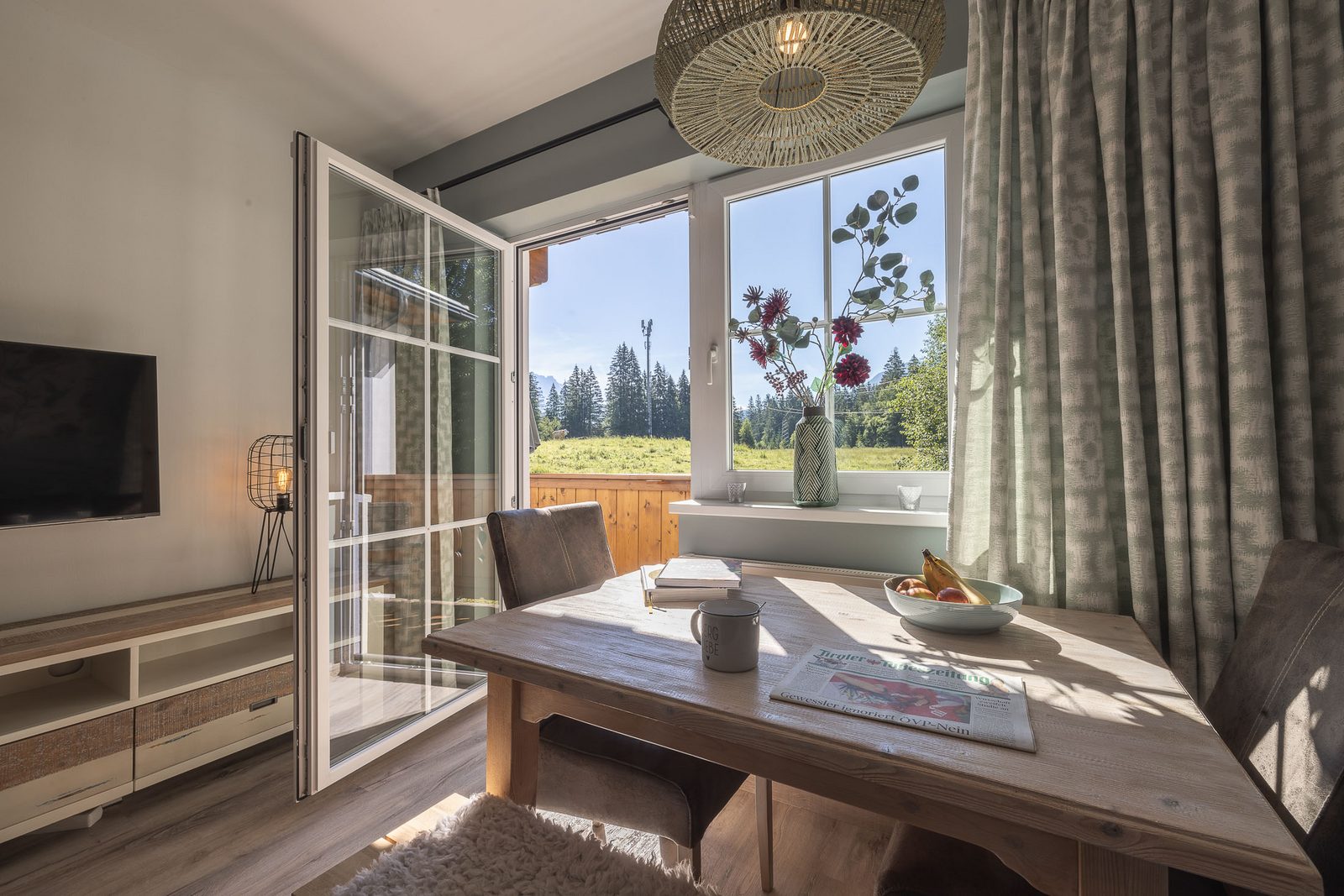 2 kamer appartement met balkon in het hoofdgebouw