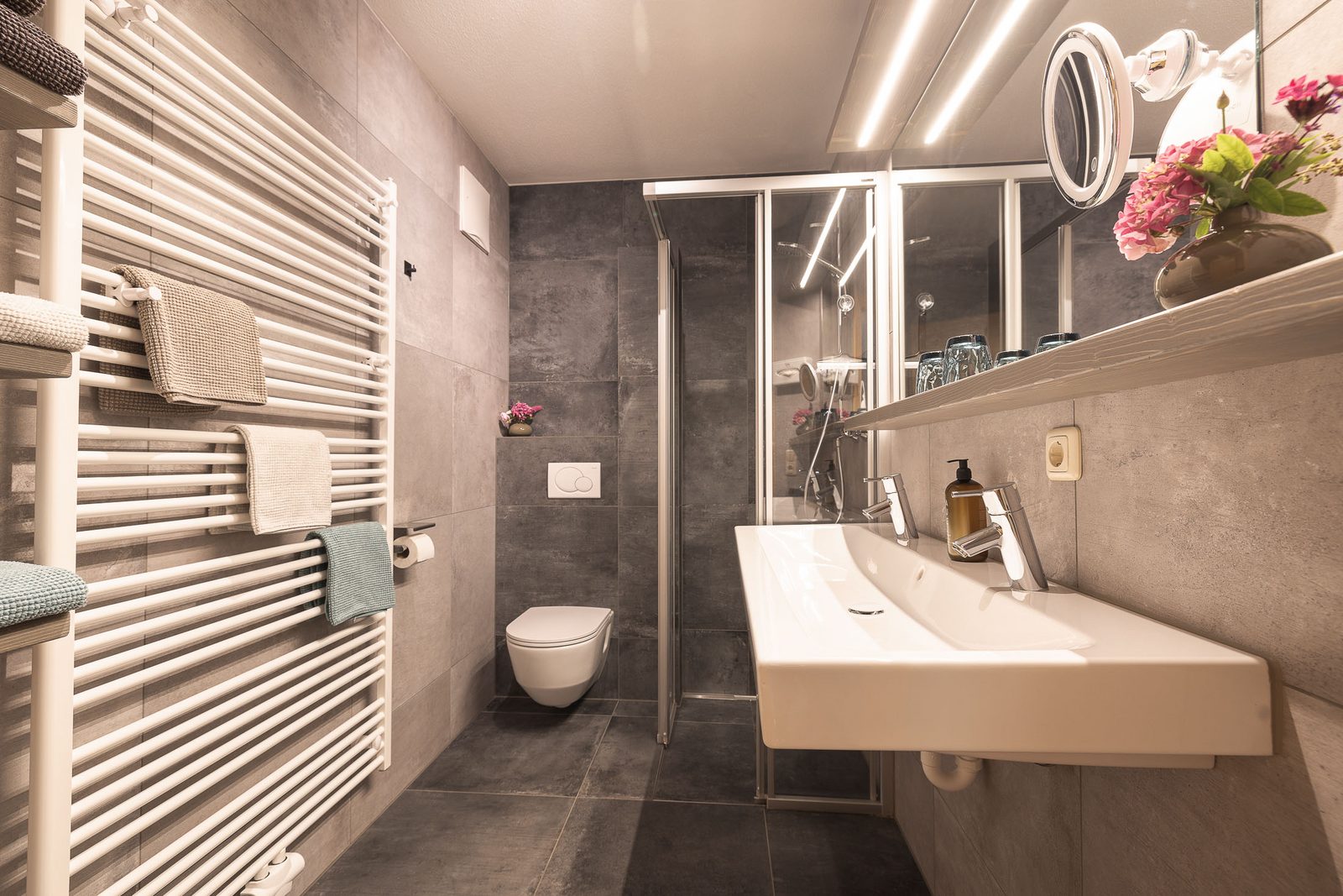 3-Zimmer Ferienwohnung mit Terrasse im Haupthaus