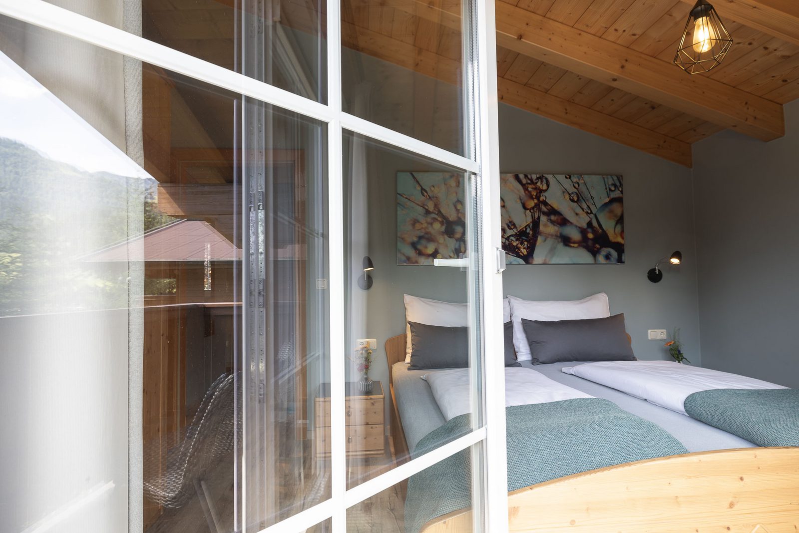 3-Zimmer Ferienwohnung im freistehenden Chalet mit Balkon 