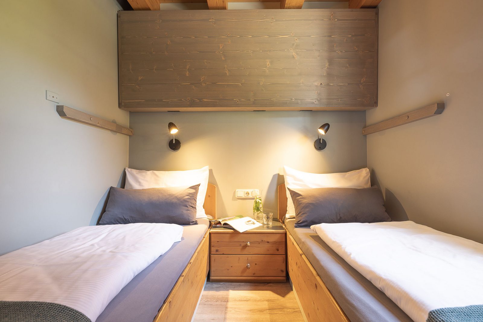 4-kamer vakantie appartement in vrijstaand chalet met terras
