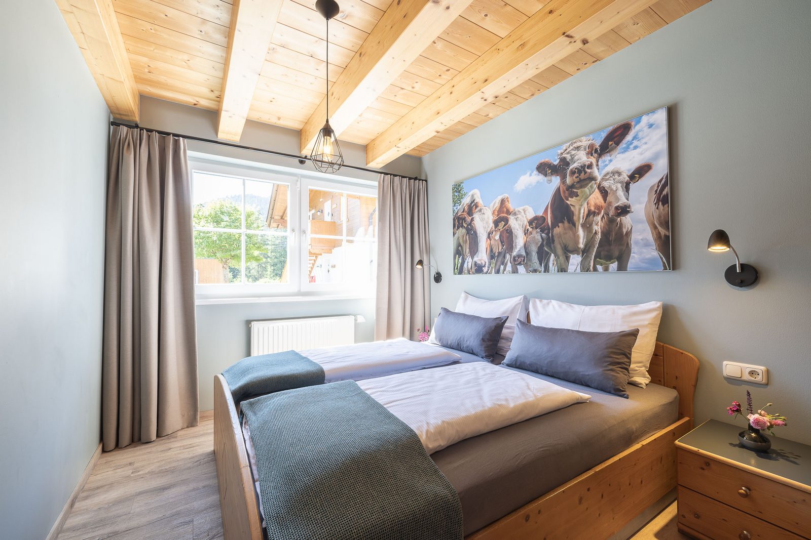 4-kamer vakantie appartement in vrijstaand chalet met terras