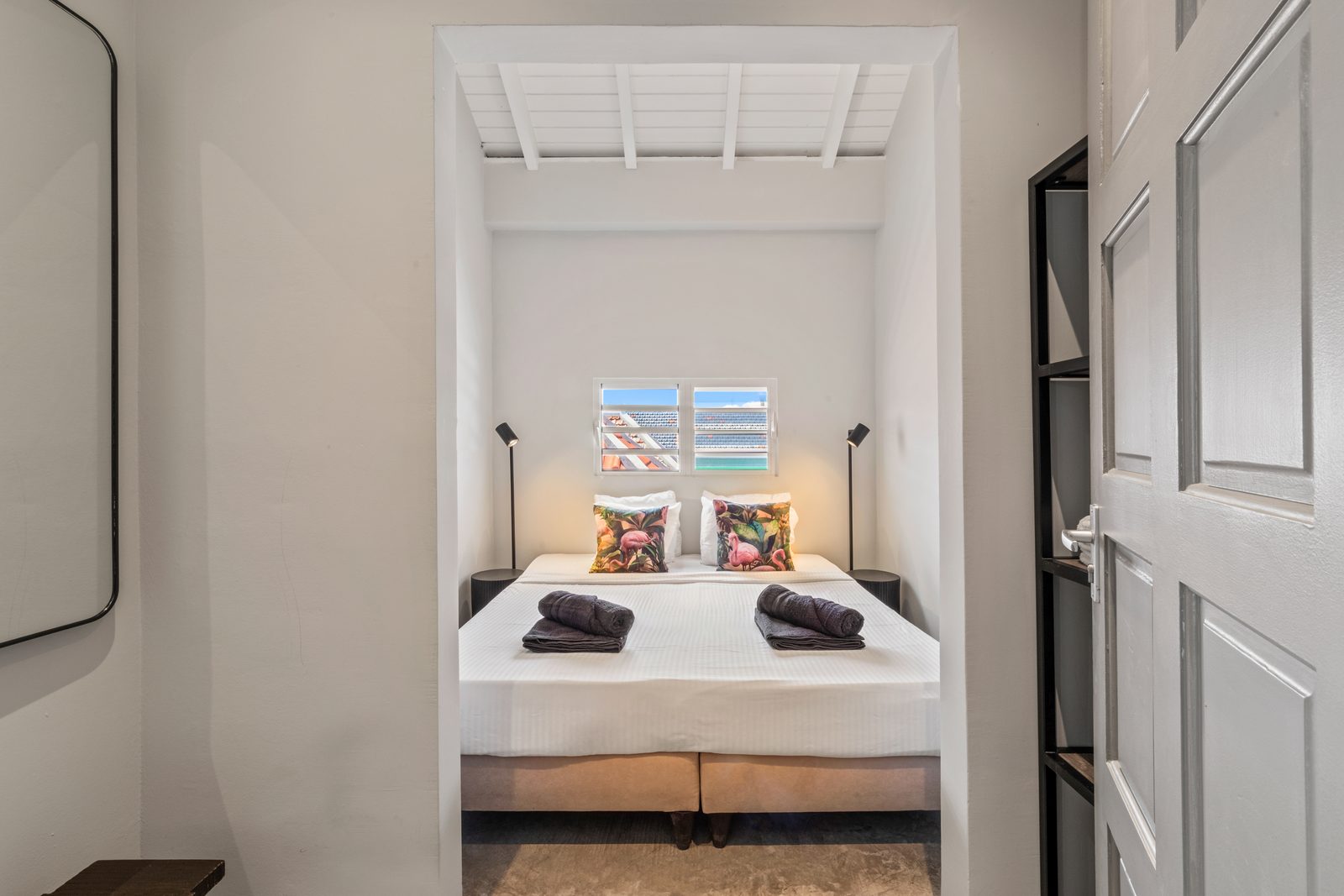 URBAN LOFT