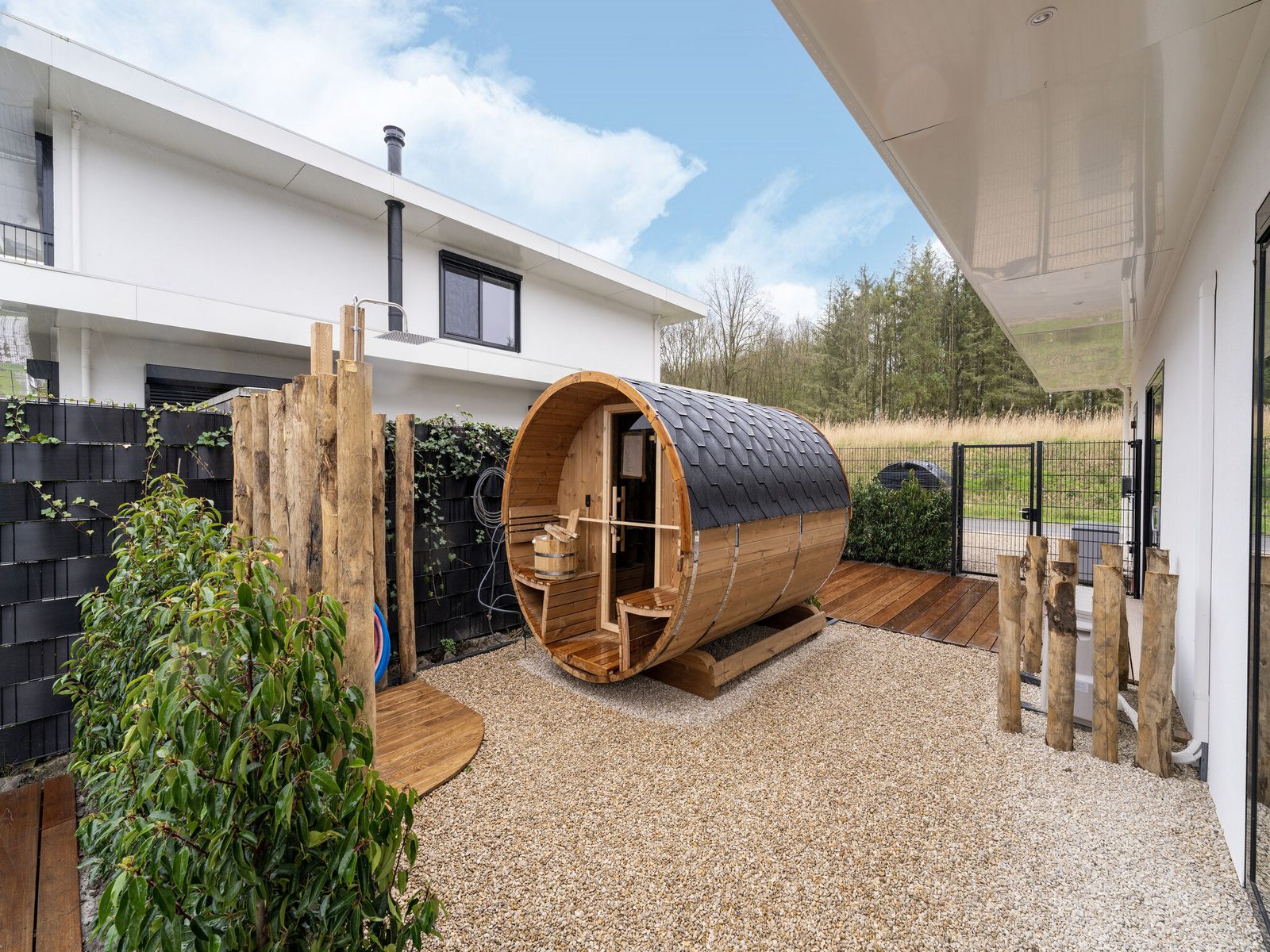 Water Nr. 560 | 8 Pers. Jacuzzi & Sauna
