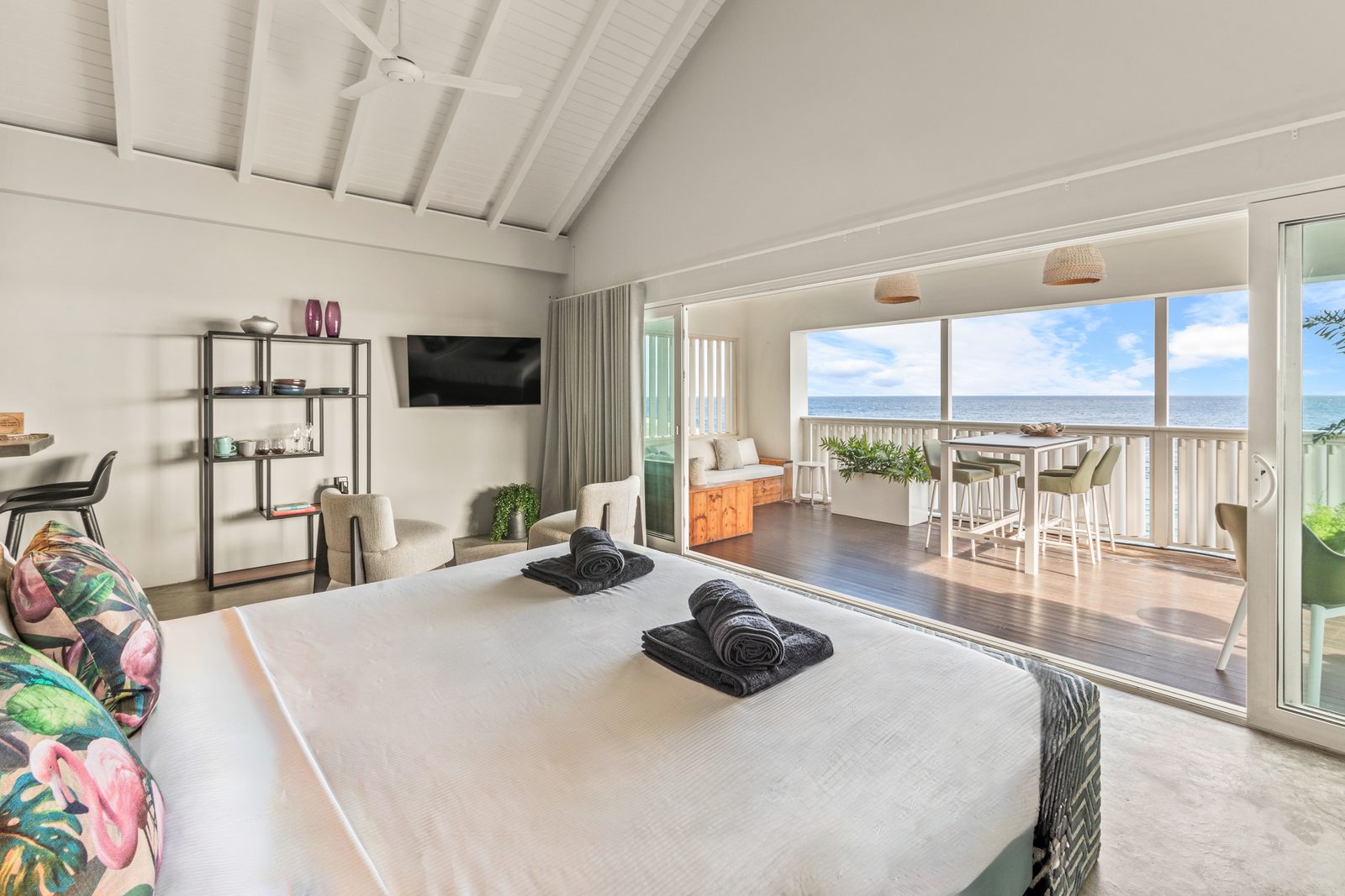 OCEAN VIEW LOFT