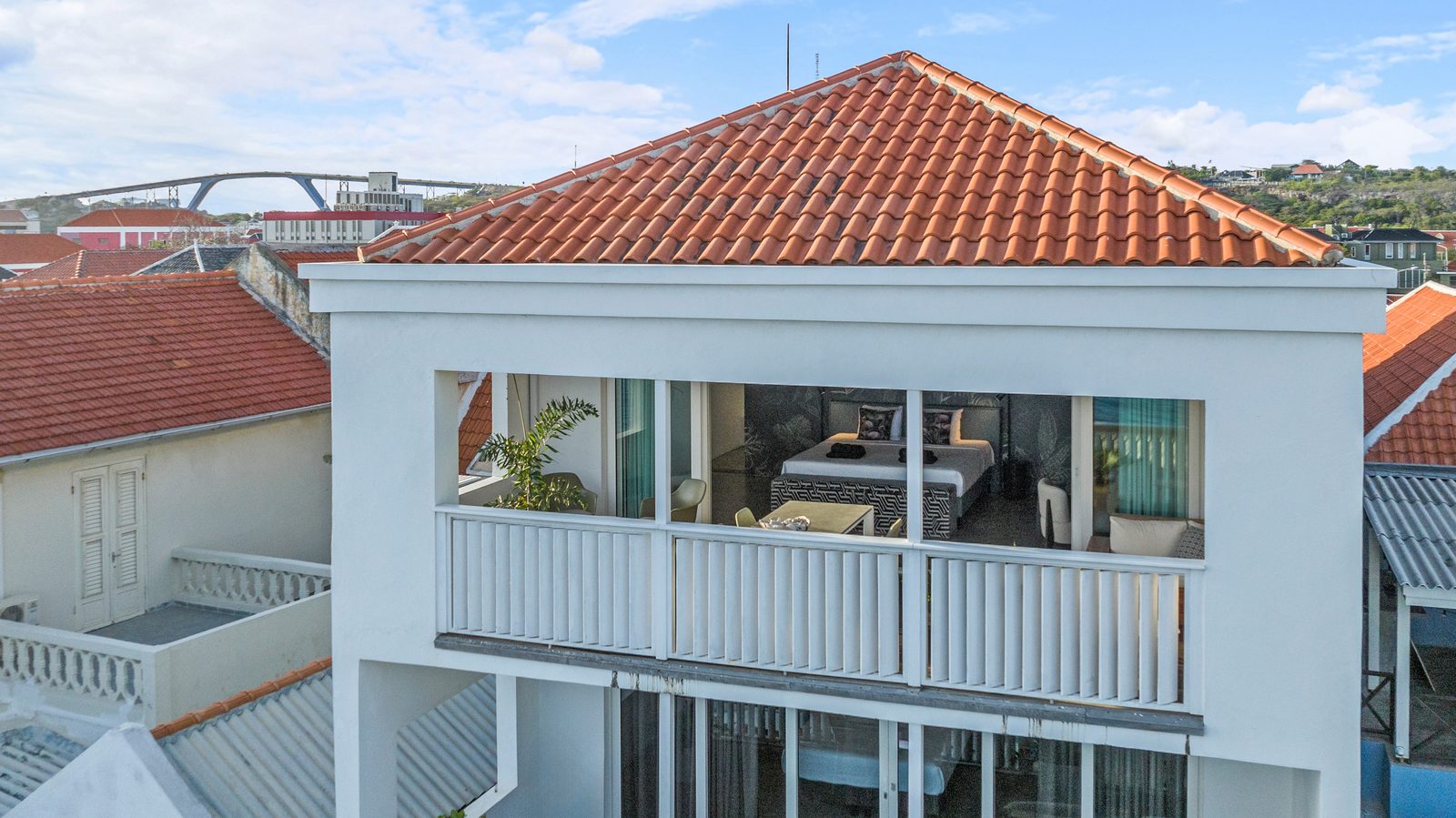 OCEAN VIEW LOFT