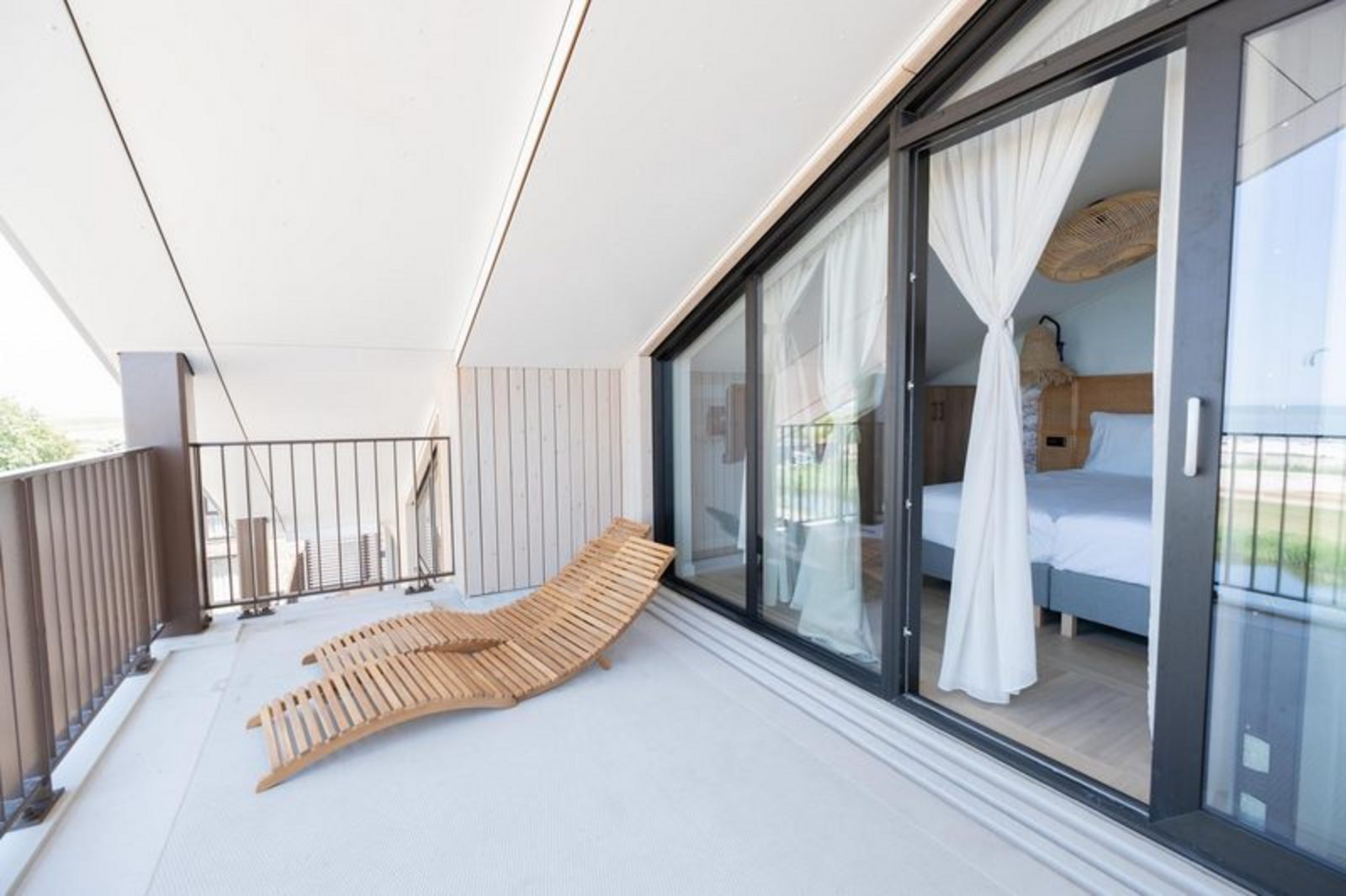 Luxe Strand appartement | 6 Pers.