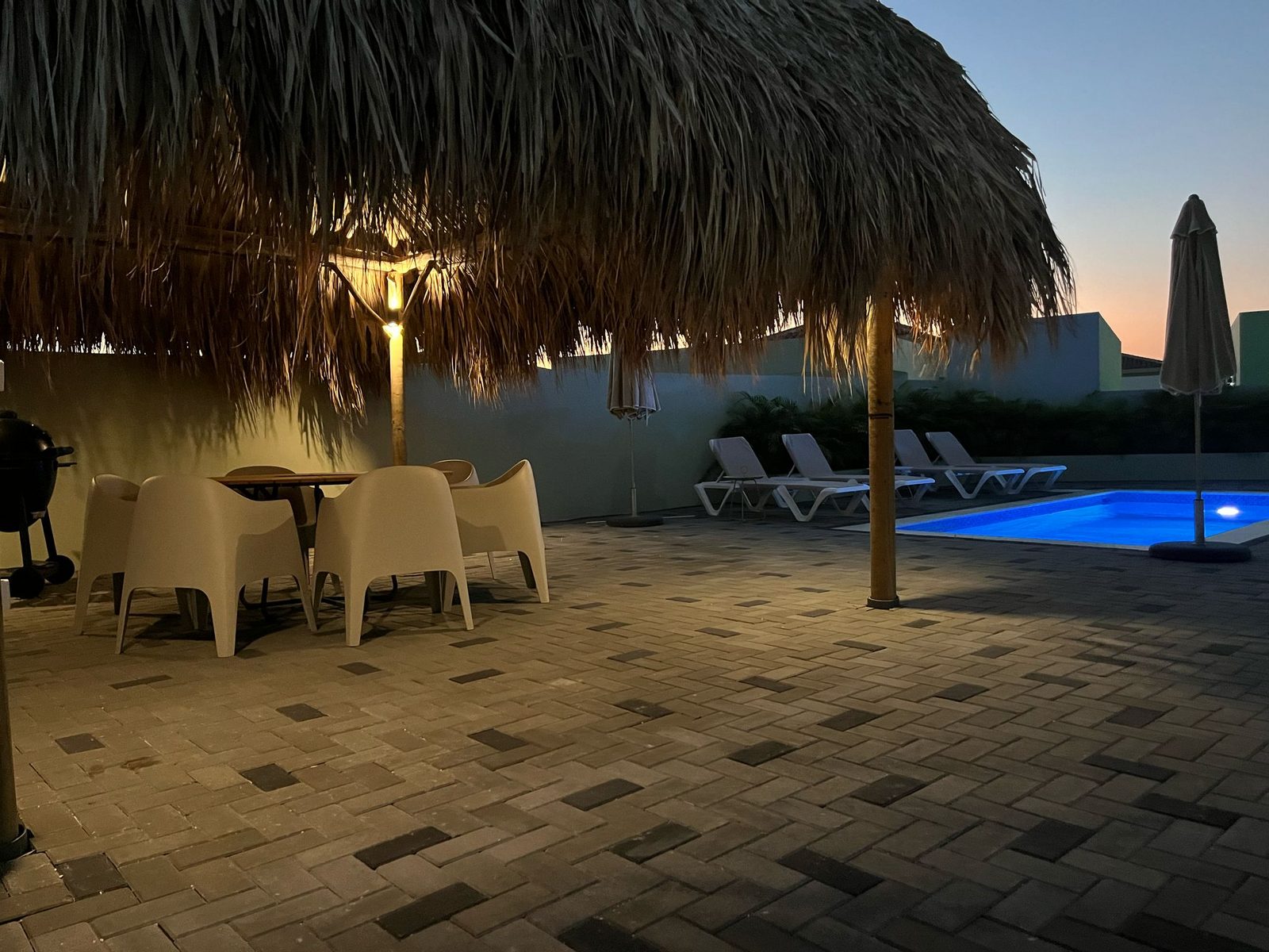 Paradise villa met prive zwembad, Mambo Beach 