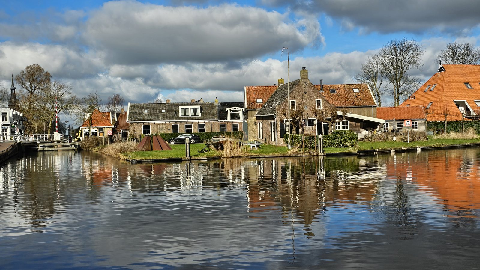 Houseboat Heeg 4 persons