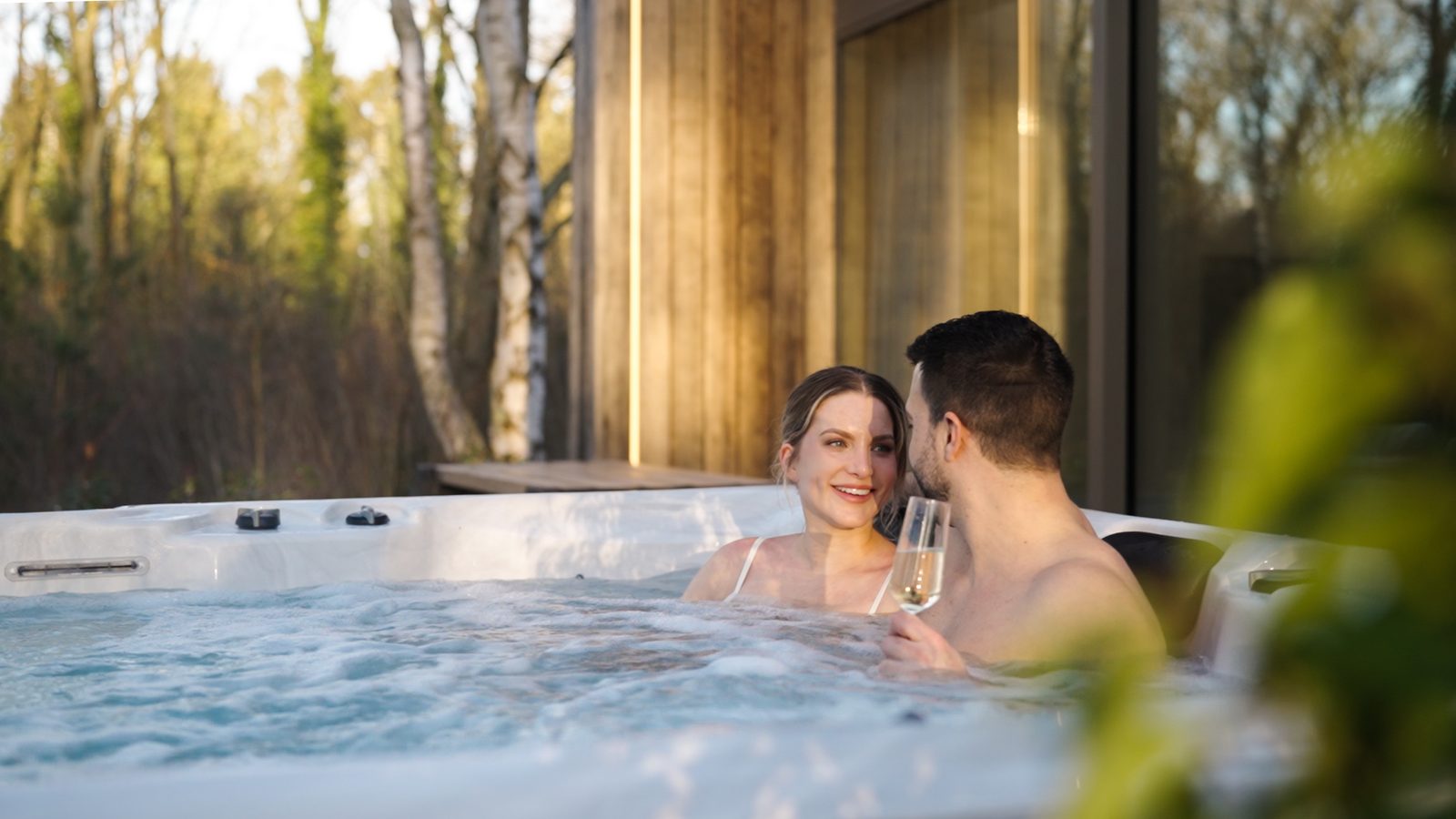Lodge with Jacuzzi | 4 persons 