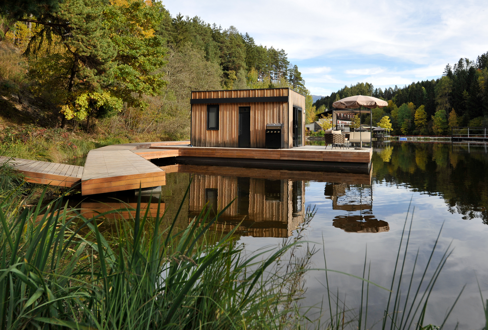 Floating Home Romantic Package