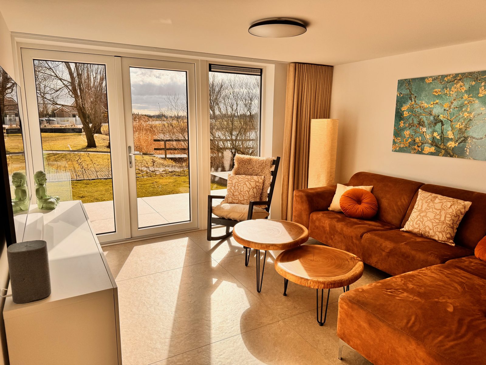 Vakantiehuis aan meertje - 85 