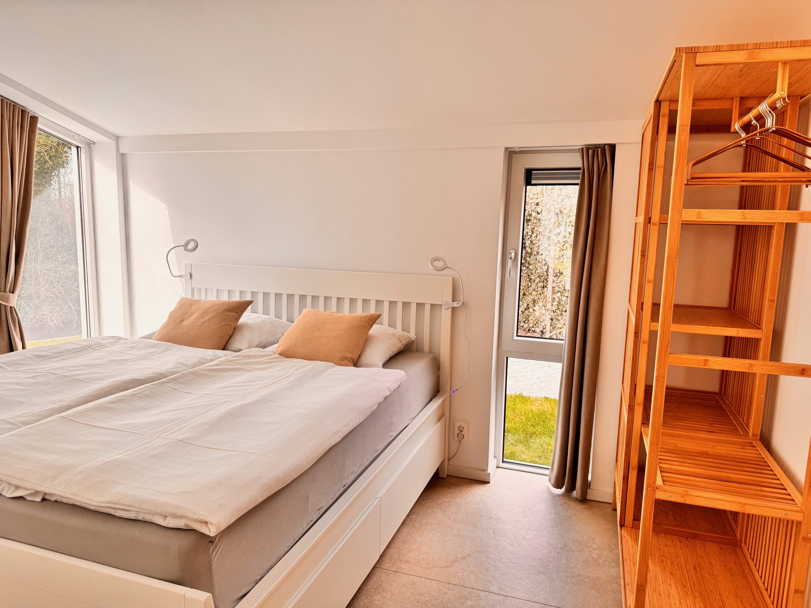 Vakantiehuis aan meertje - 85 