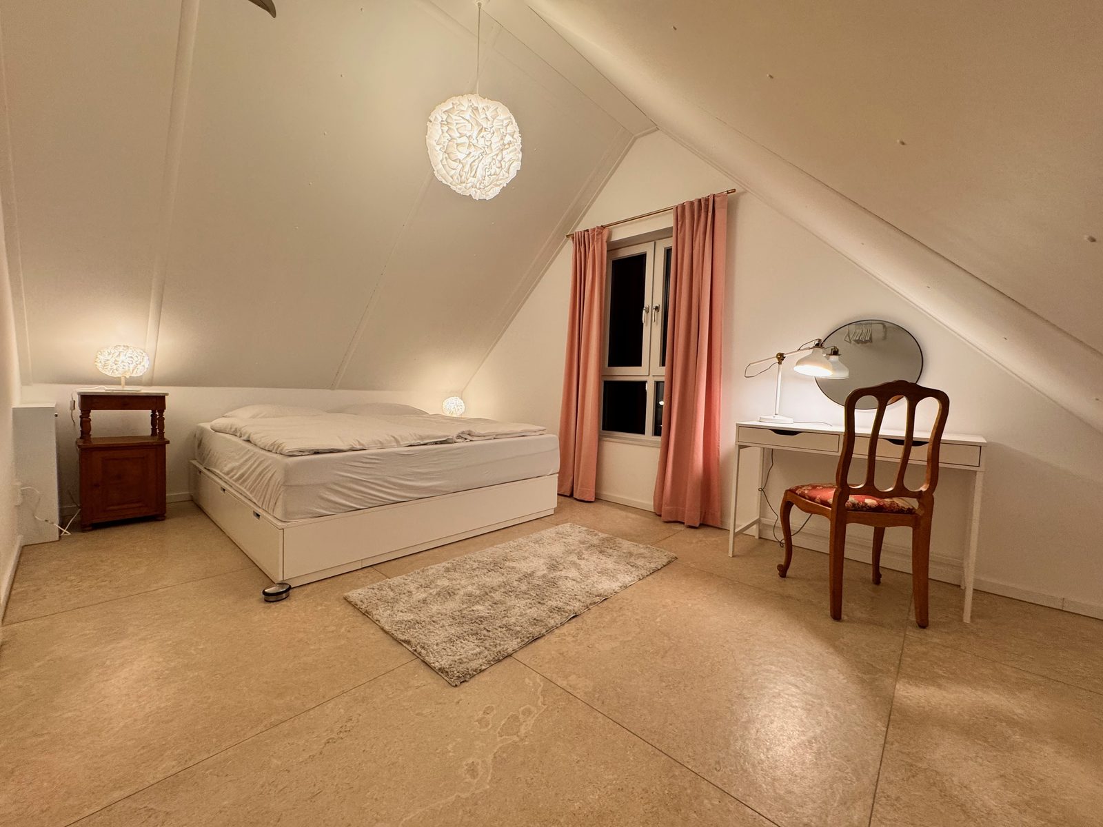 Vakantiehuis aan meertje - 85 