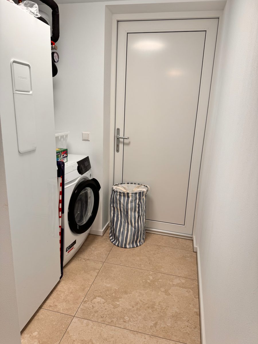Vakantiehuis aan meertje - 85 